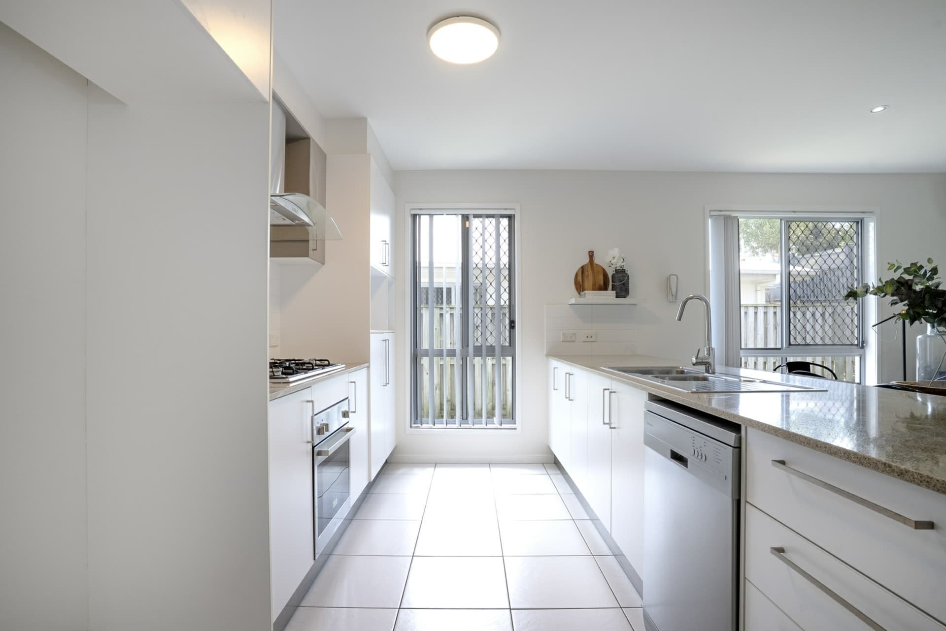 20 Antonio Place Coomera QLD, Coomera - Thumbnail 4