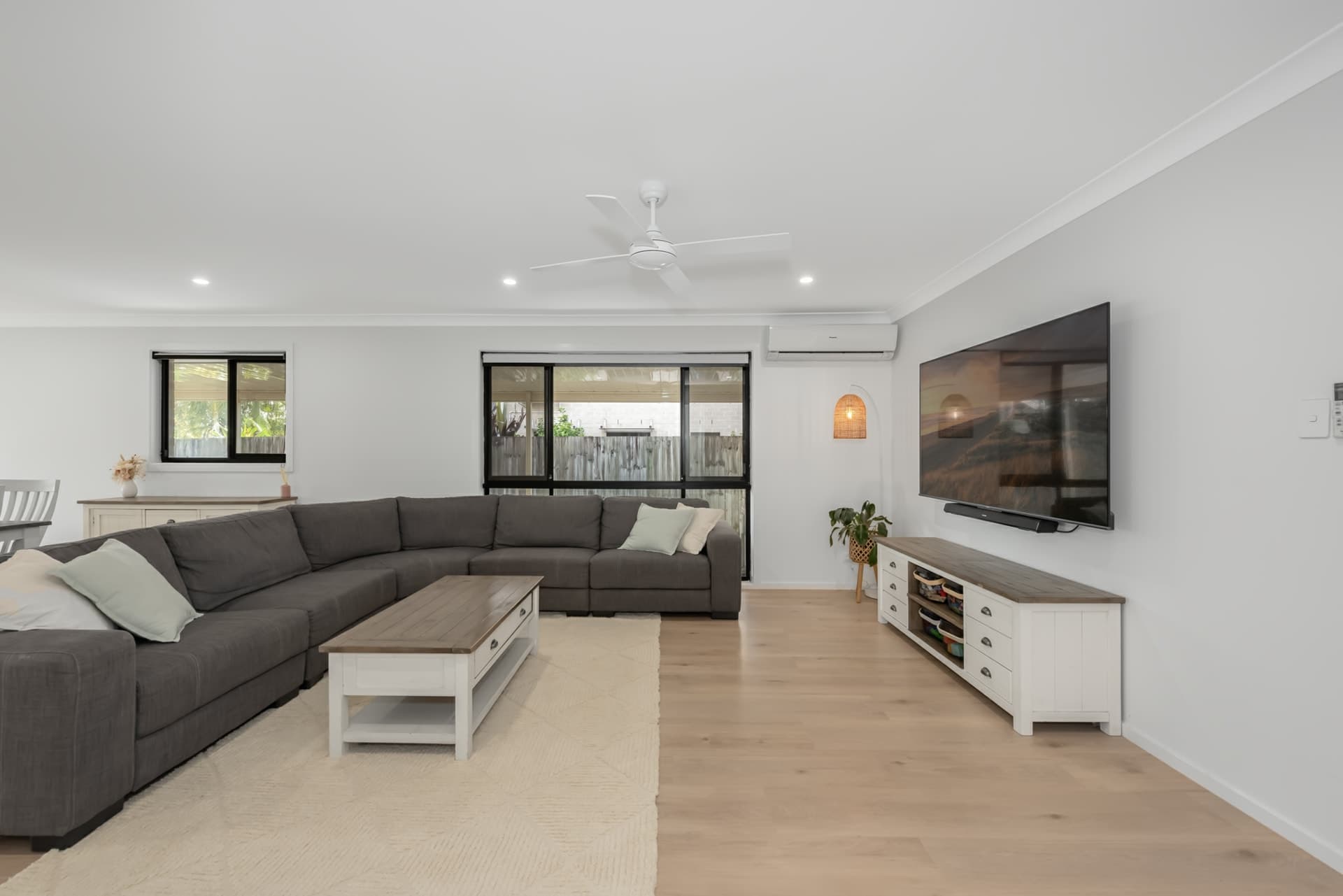 19 Orlando Drive Coomera QLD, Coomera - Thumbnail 8