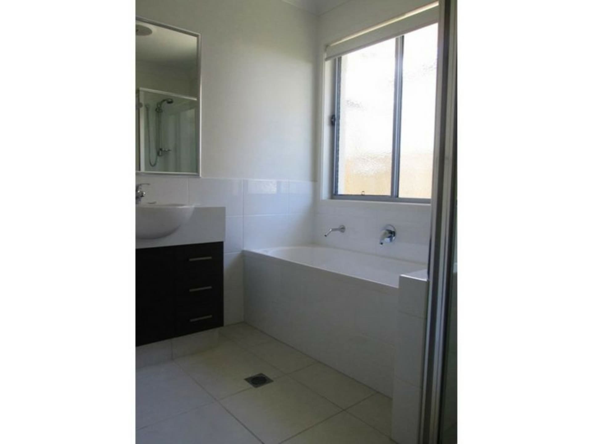 24 Carpenters Drive Coomera QLD, Coomera - Thumbnail 6