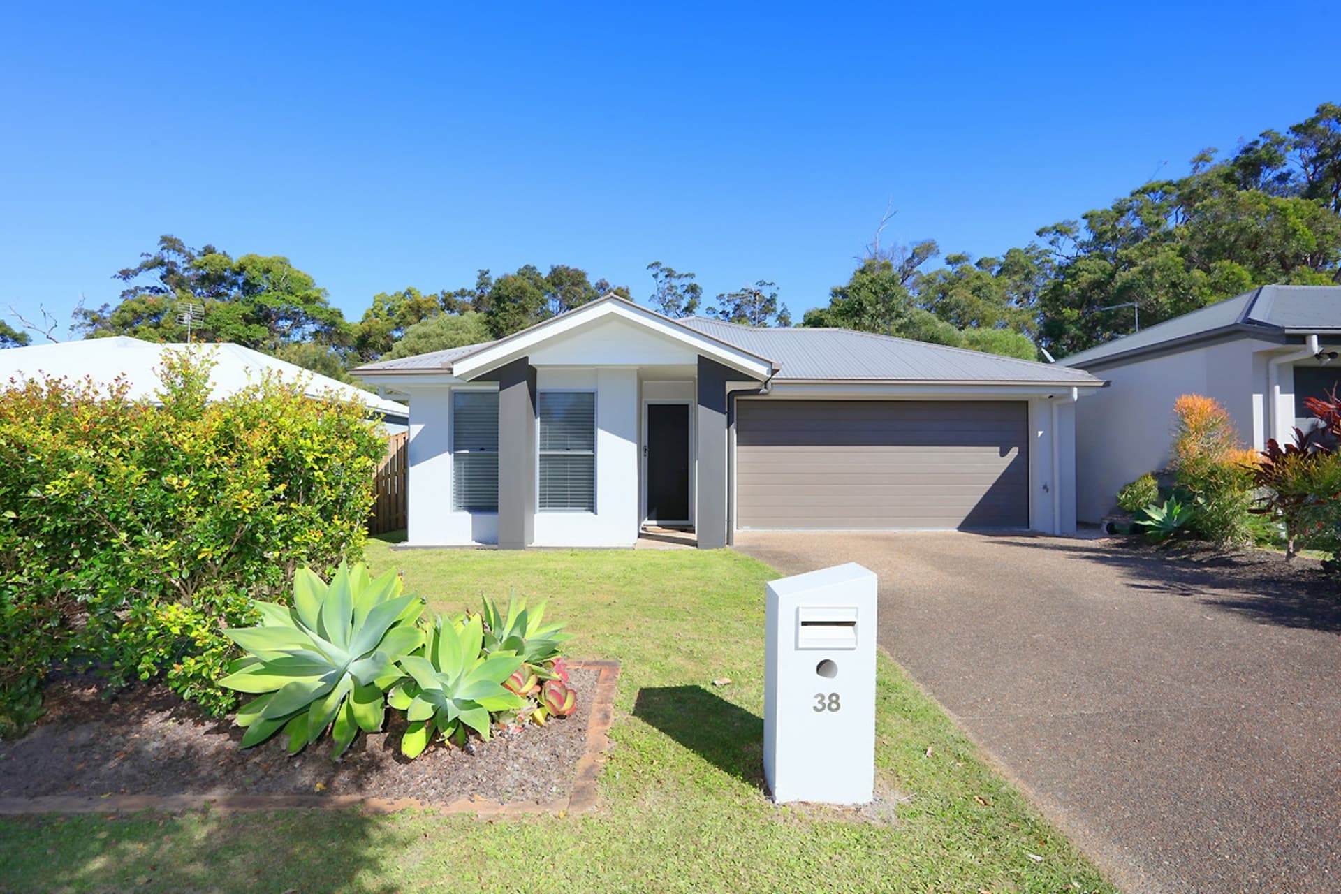 38 Keppel Way Coomera QLD, Coomera - Thumbnail 2