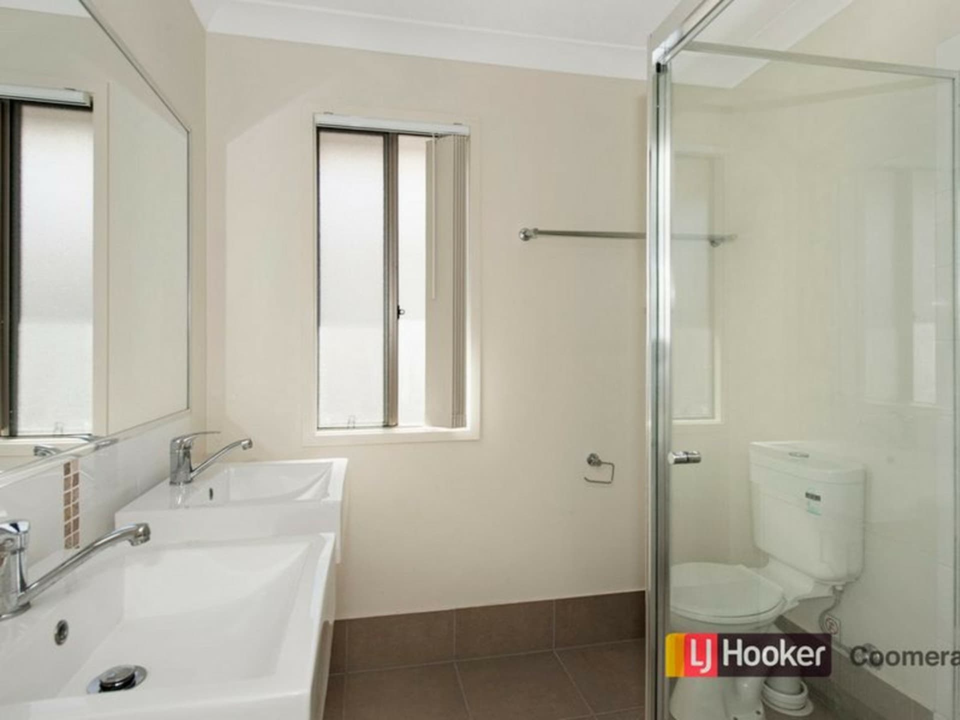 2/57 Lisa Crescent Coomera QLD, Coomera - Image 1