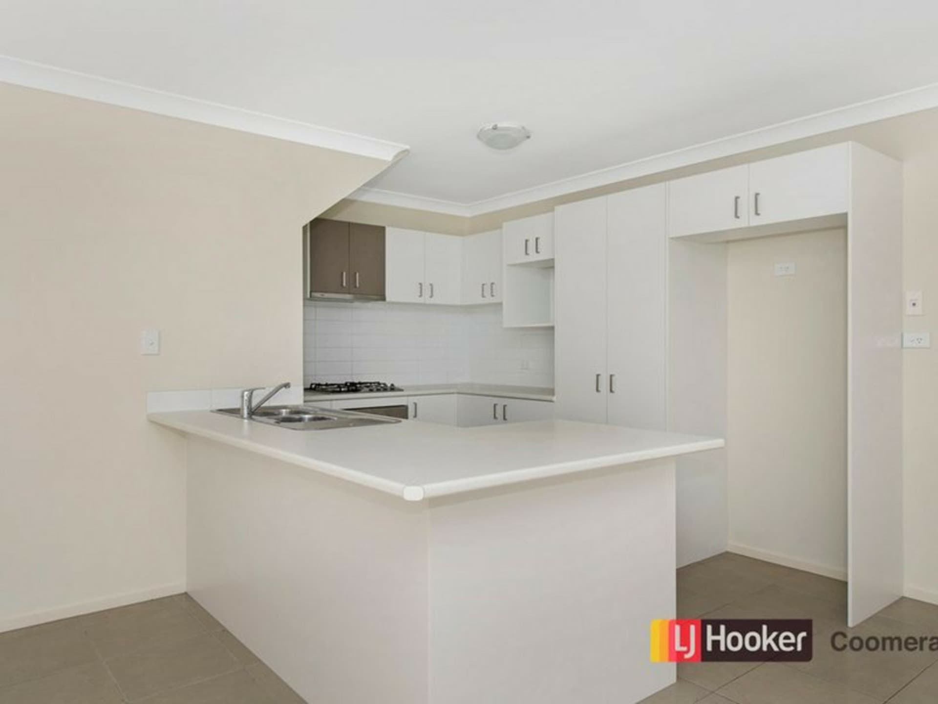 2/57 Lisa Crescent Coomera QLD, Coomera - Thumbnail 5