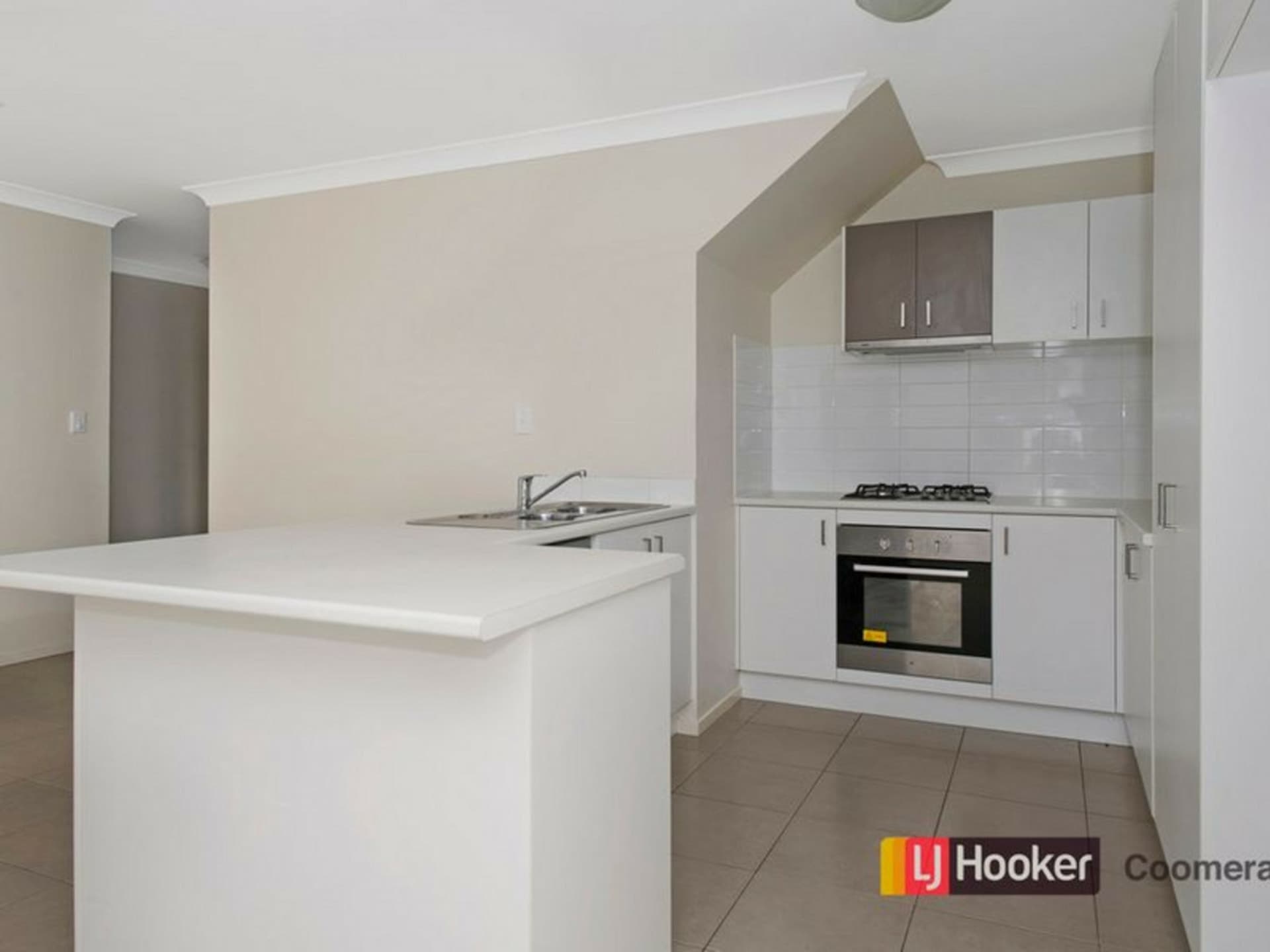 2/57 Lisa Crescent Coomera QLD, Coomera - Thumbnail 6