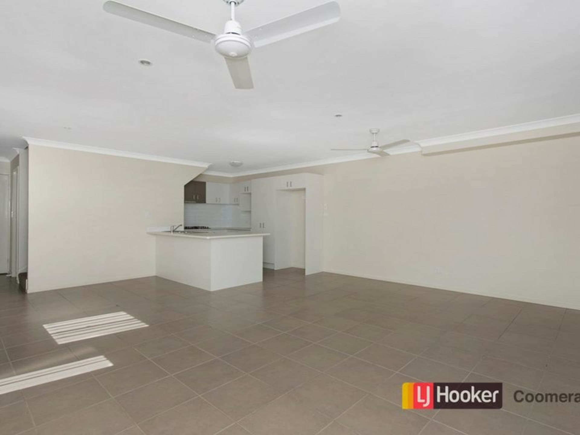 2/57 Lisa Crescent Coomera QLD, Coomera - Thumbnail 7