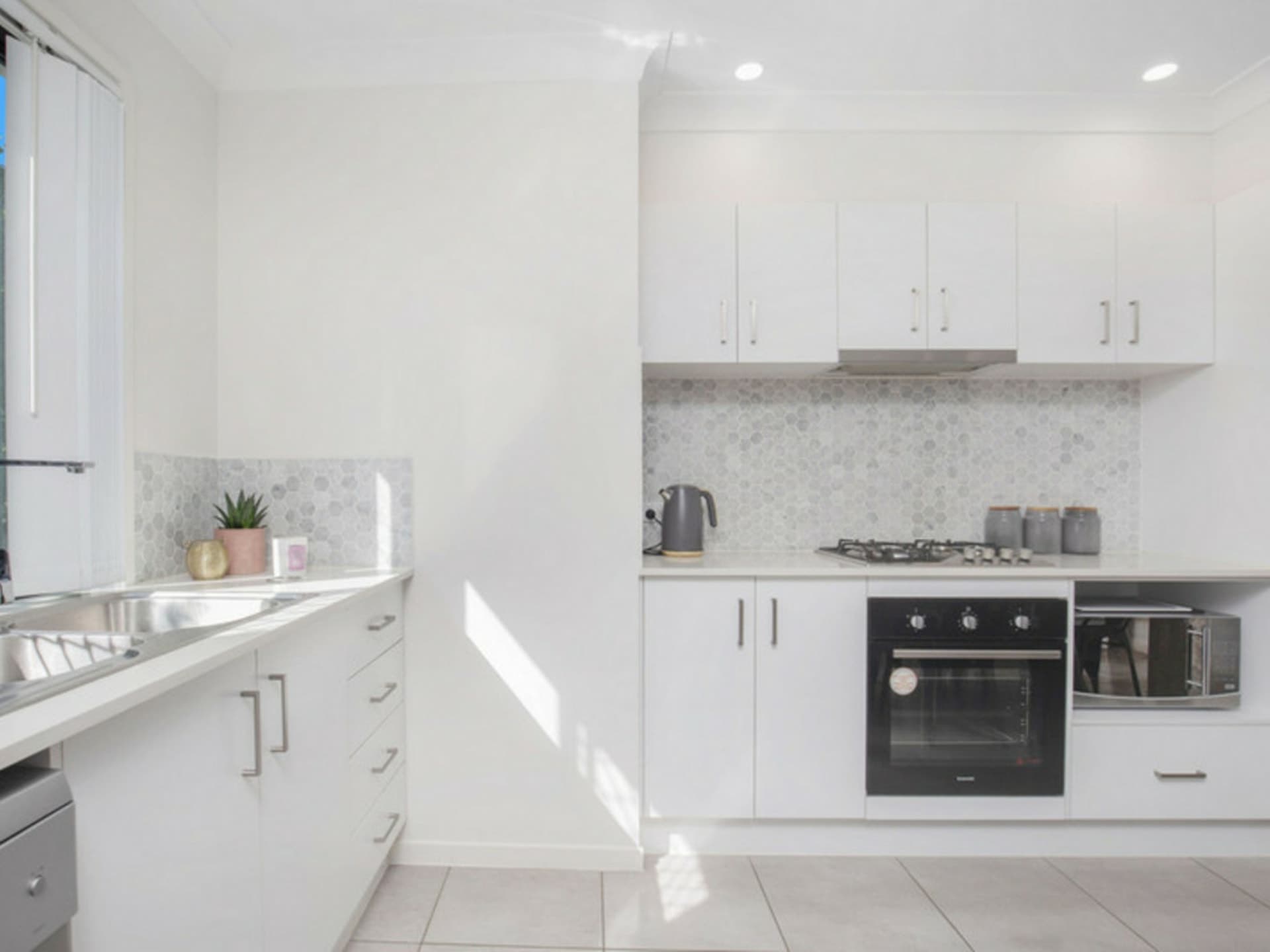 10B Olivia Close Coomera QLD, Coomera - Thumbnail 3