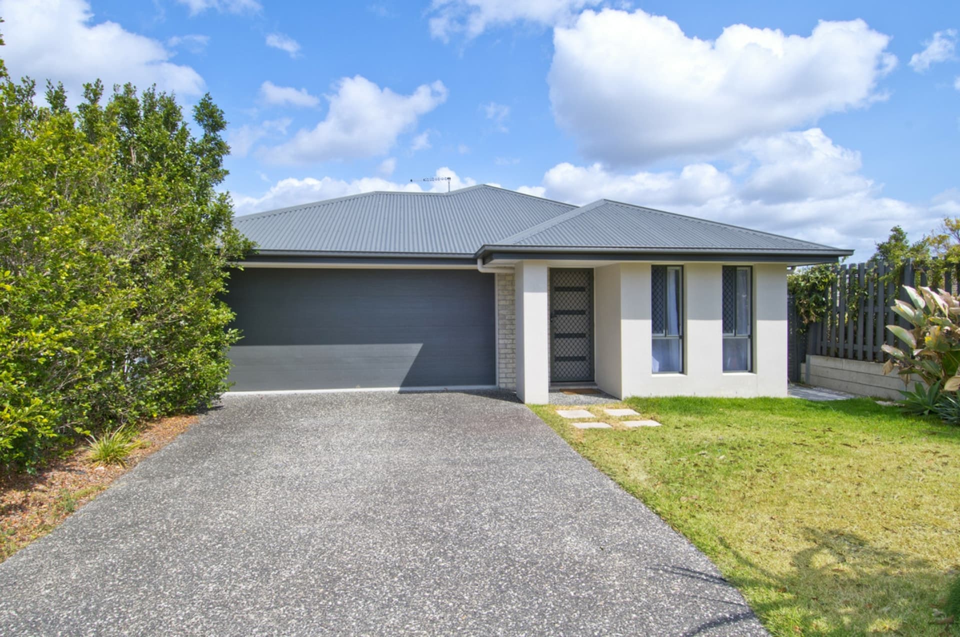 18A Azure Way Coomera QLD, Coomera - Thumbnail 2