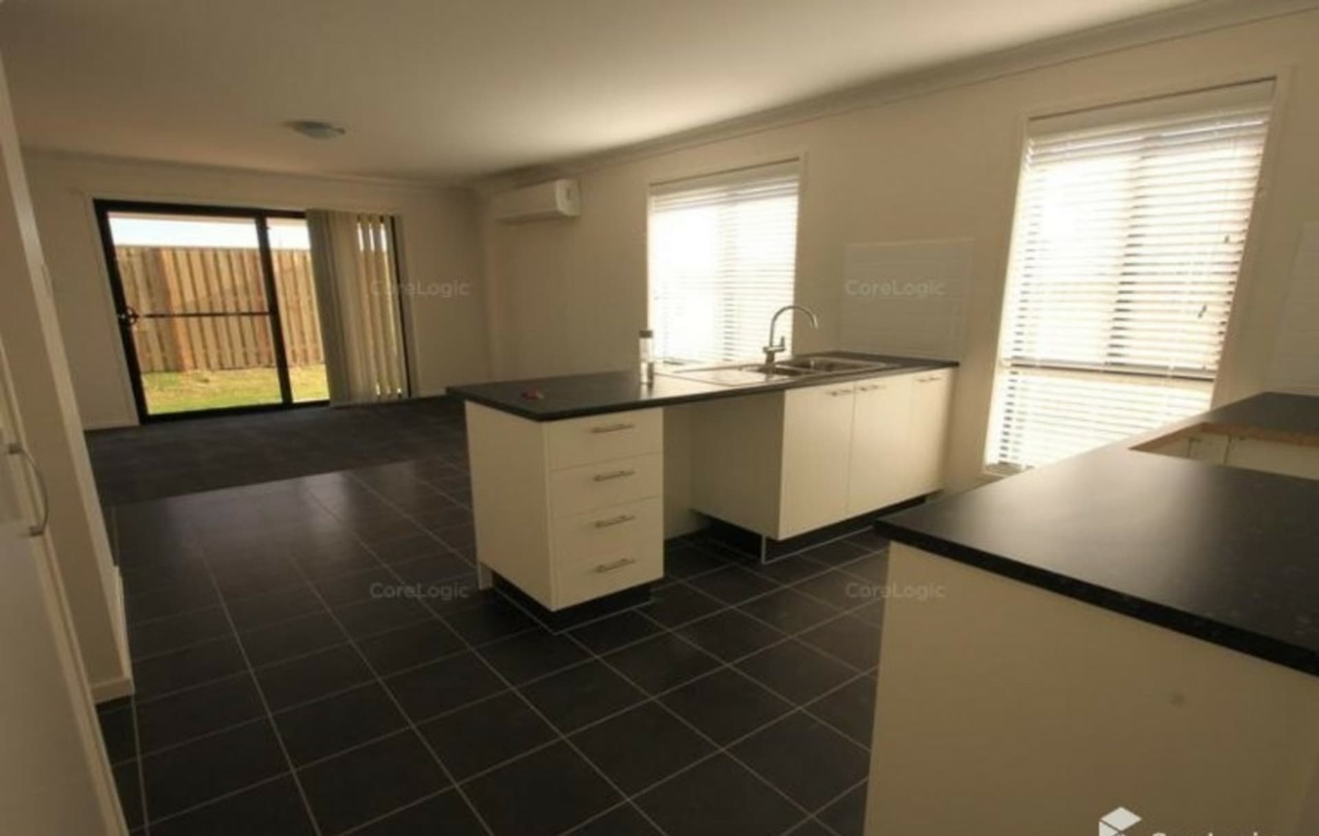 21 O'Reilly Drive Coomera QLD, Coomera - Thumbnail 4