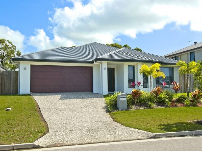 15 Challenger Way Coomera QLD, Coomera - Thumbnail 2
