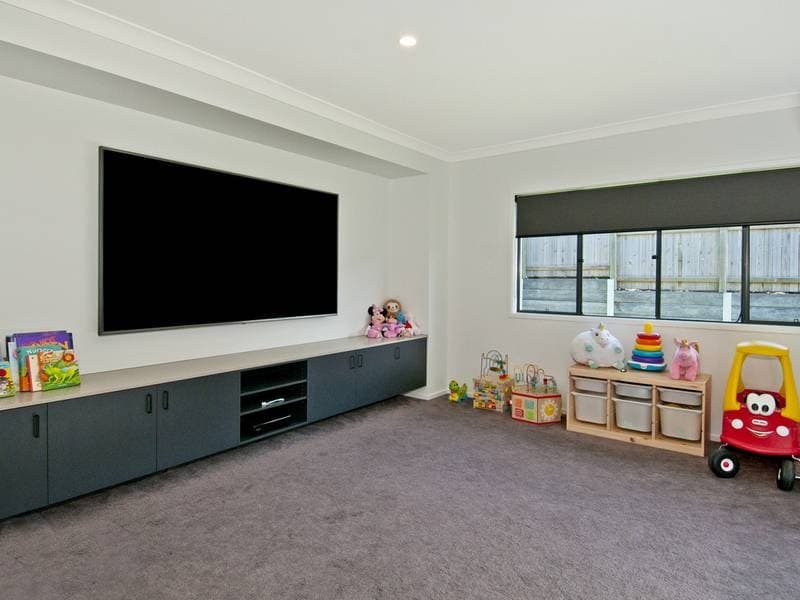 15 Challenger Way Coomera QLD, Coomera - Thumbnail 6
