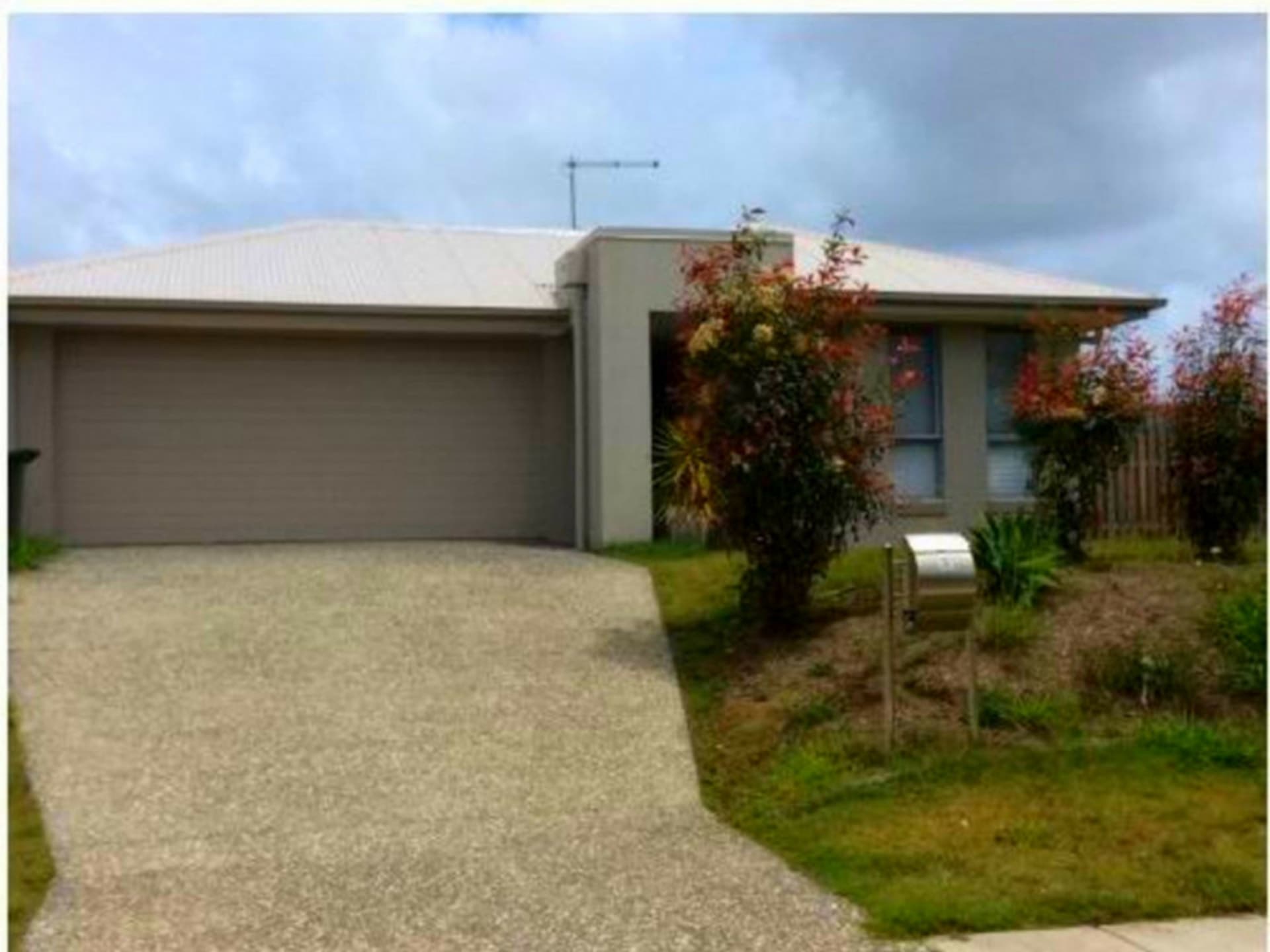 1 Corkwood Court Coomera QLD, Coomera - Thumbnail 2