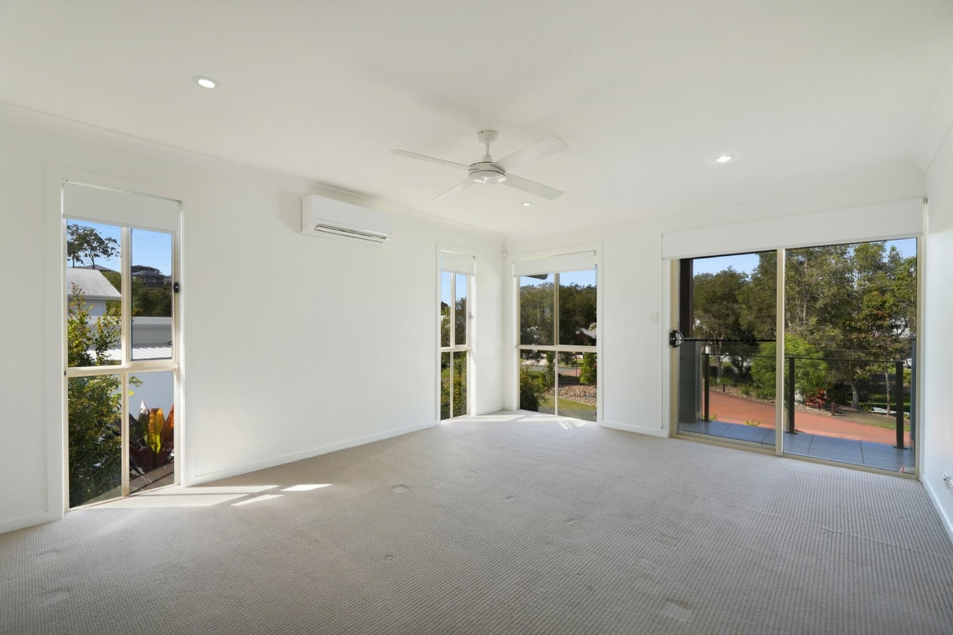 10 Benecia Avenue Coomera Waters QLD, Coomera - Thumbnail 5
