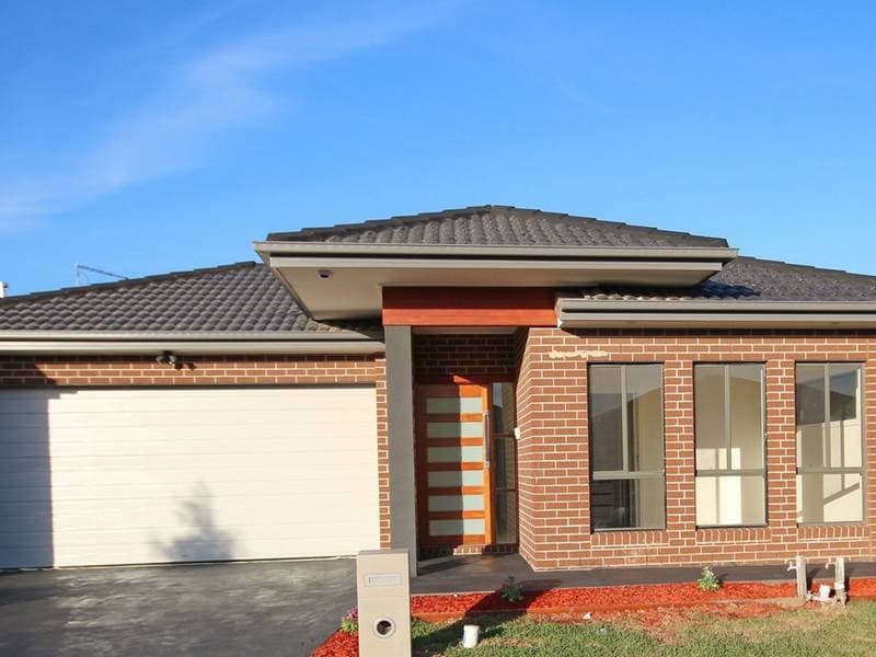 6 Tarrion Rise Craigieburn VIC, Craigieburn - Thumbnail 2