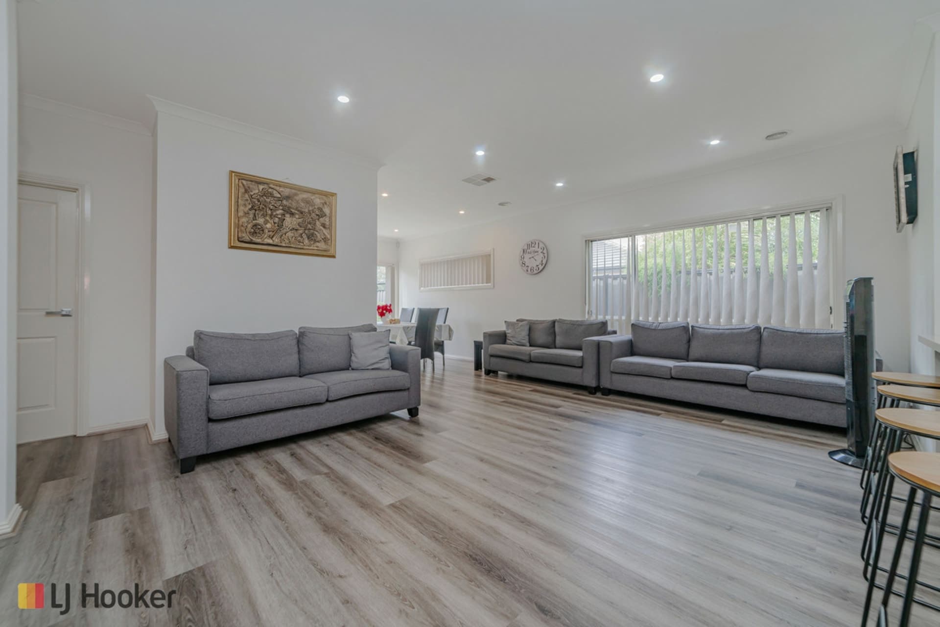 4 Dacite Way Craigieburn VIC, Craigieburn - Thumbnail 5