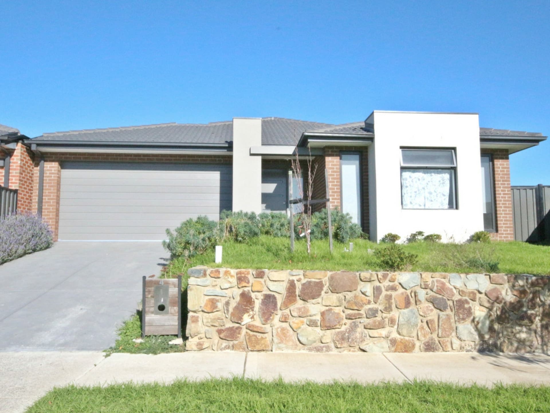 4 Season Way Craigieburn VIC, Craigieburn - Thumbnail 2