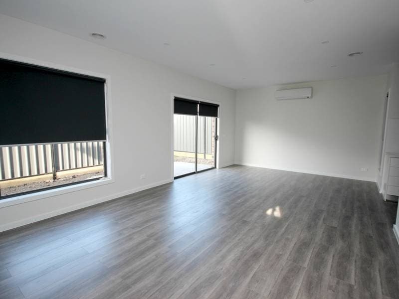 23 Plumbago Street Craigieburn VIC, Craigieburn - Thumbnail 2