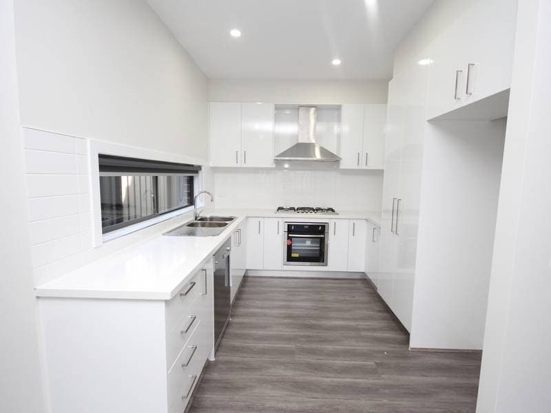 23 Plumbago Street Craigieburn VIC, Craigieburn - Thumbnail 5