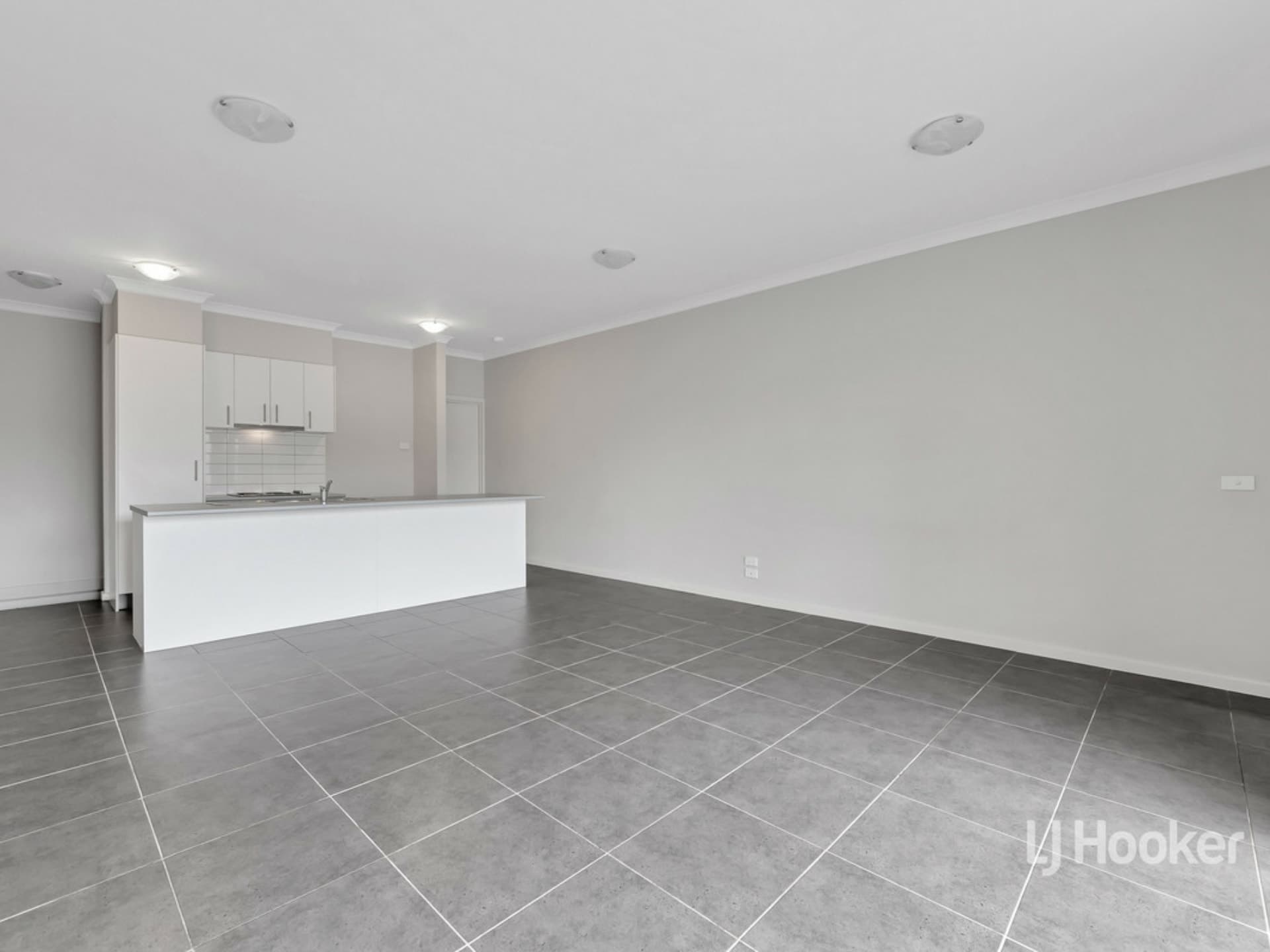 21/64 Escapade Boulevard Craigieburn VIC, Craigieburn - Thumbnail 5