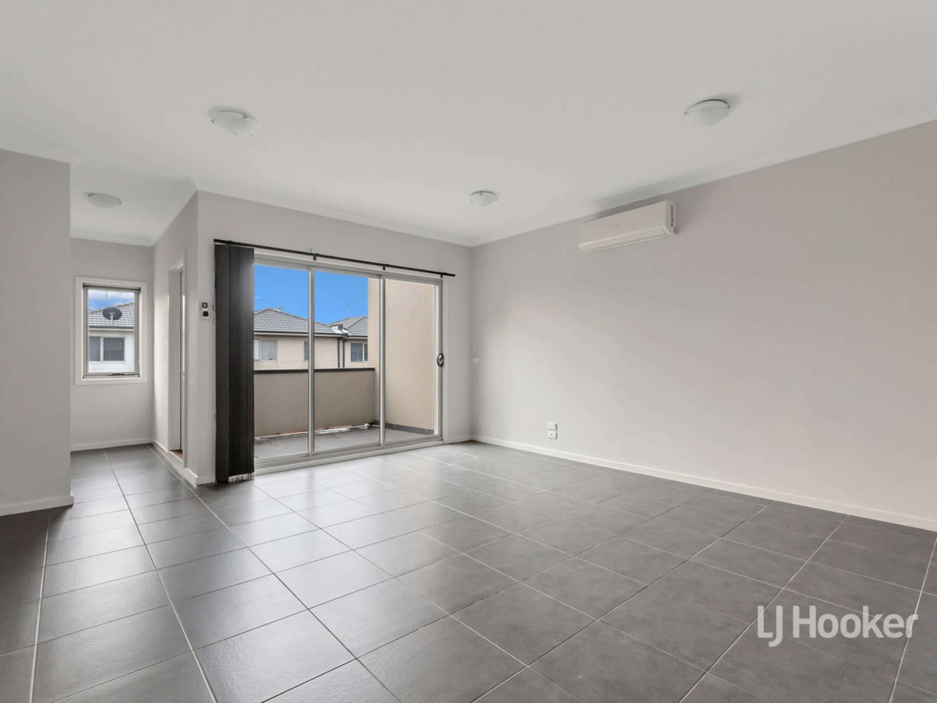 21/64 Escapade Boulevard Craigieburn VIC, Craigieburn - Thumbnail 6