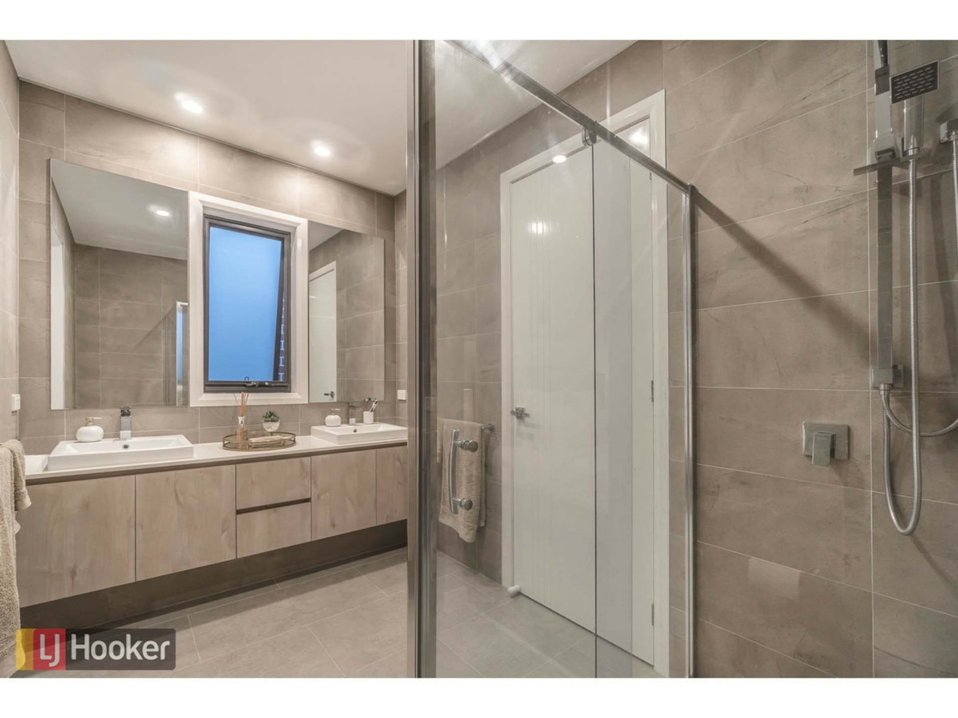 53 Delta Drive Craigieburn VIC, Craigieburn - Thumbnail 4
