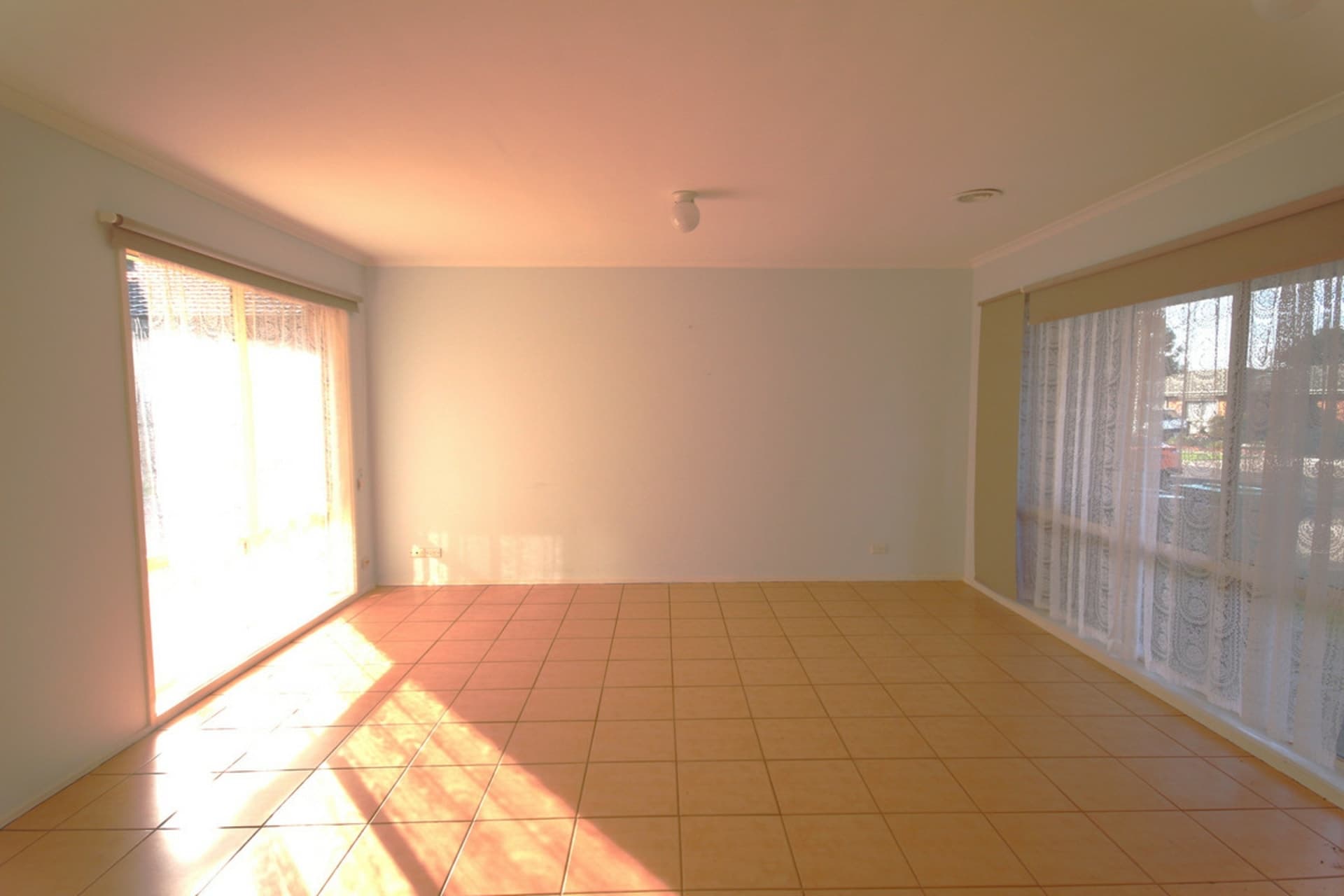 8 Bodmin Court Craigieburn VIC, Craigieburn - Thumbnail 3