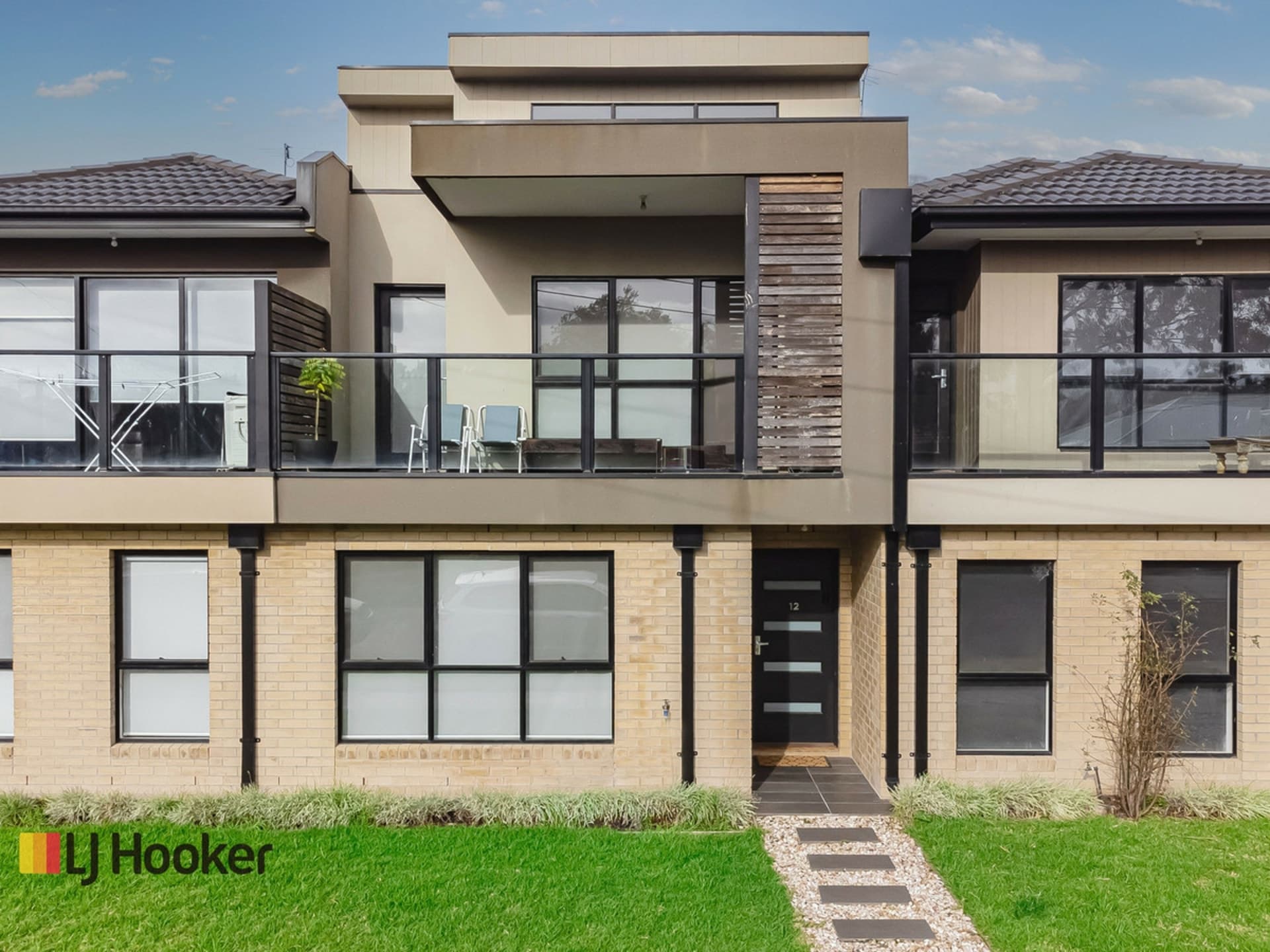 12/3, Craigieburn - Image 1