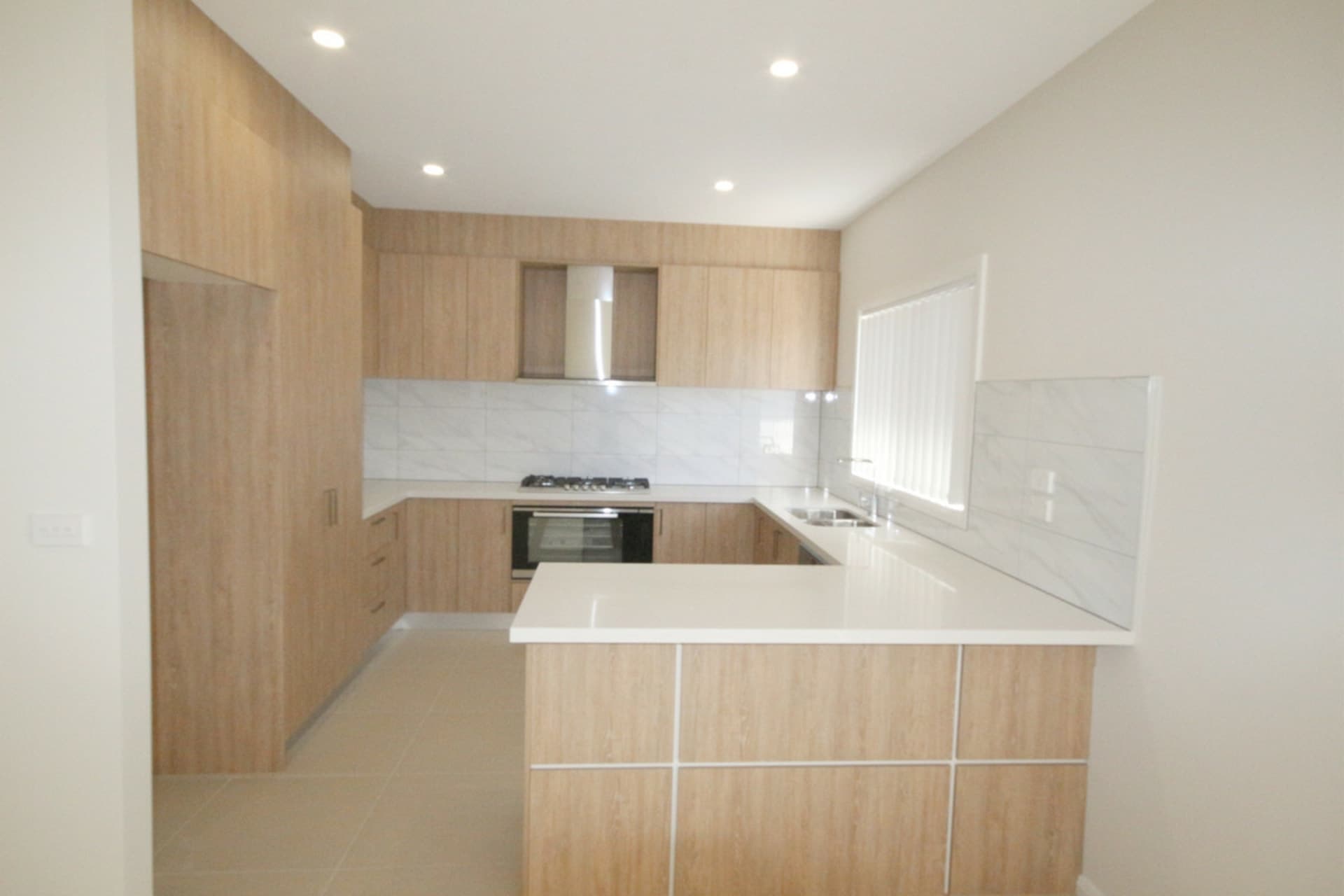 37 Fortitude Drive Craigieburn VIC, Craigieburn - Thumbnail 3