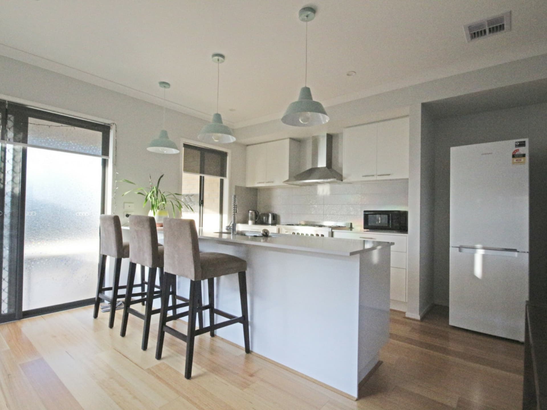 12 Calm Avenue Craigieburn VIC, Craigieburn - Thumbnail 3