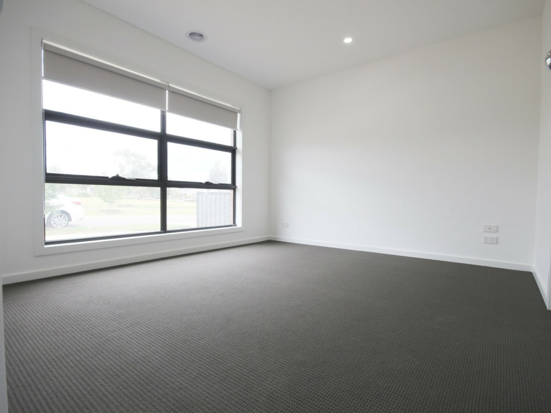 7 Valmont Street Craigieburn VIC, Craigieburn - Thumbnail 2