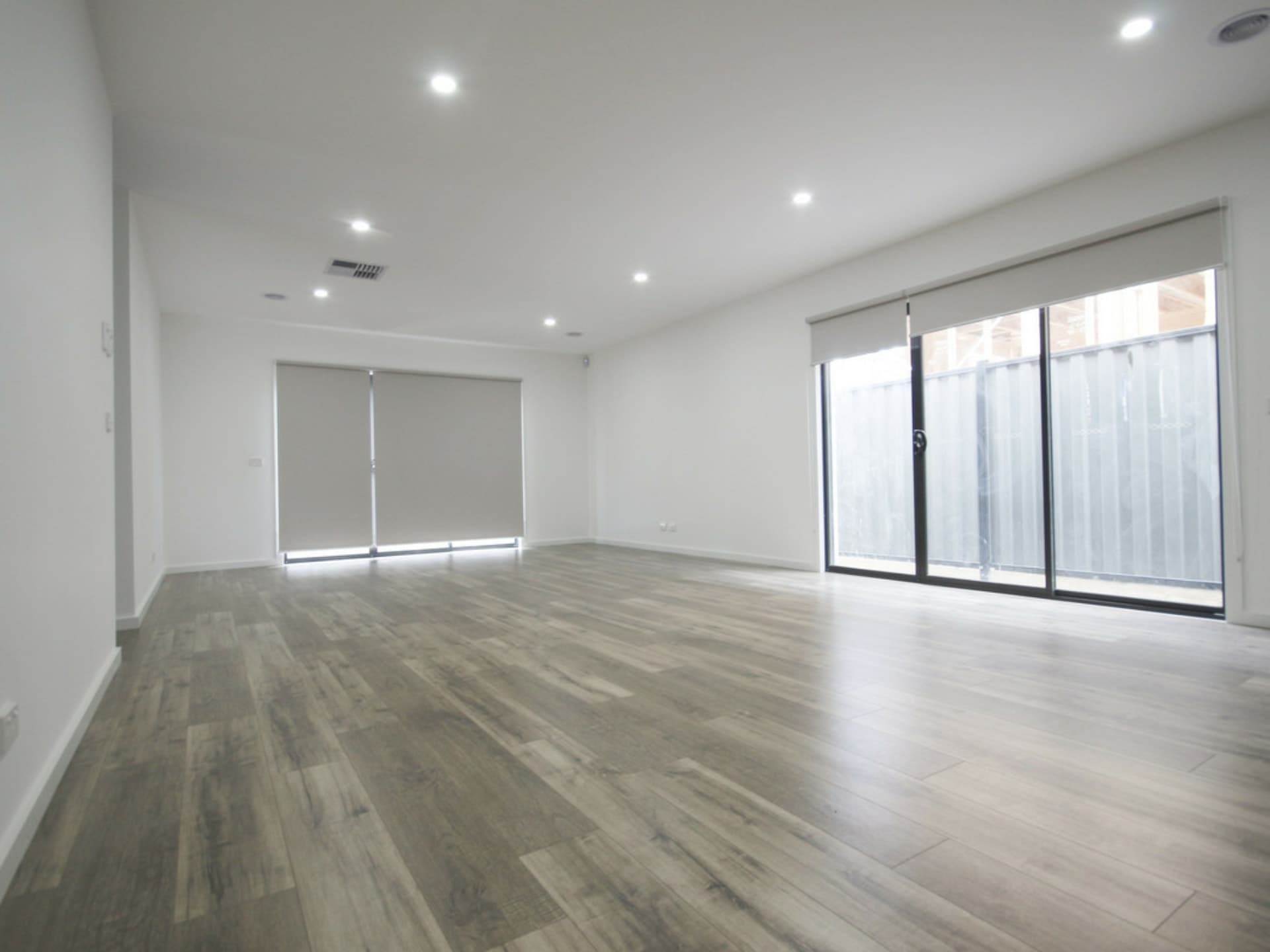 7 Valmont Street Craigieburn VIC, Craigieburn - Thumbnail 4