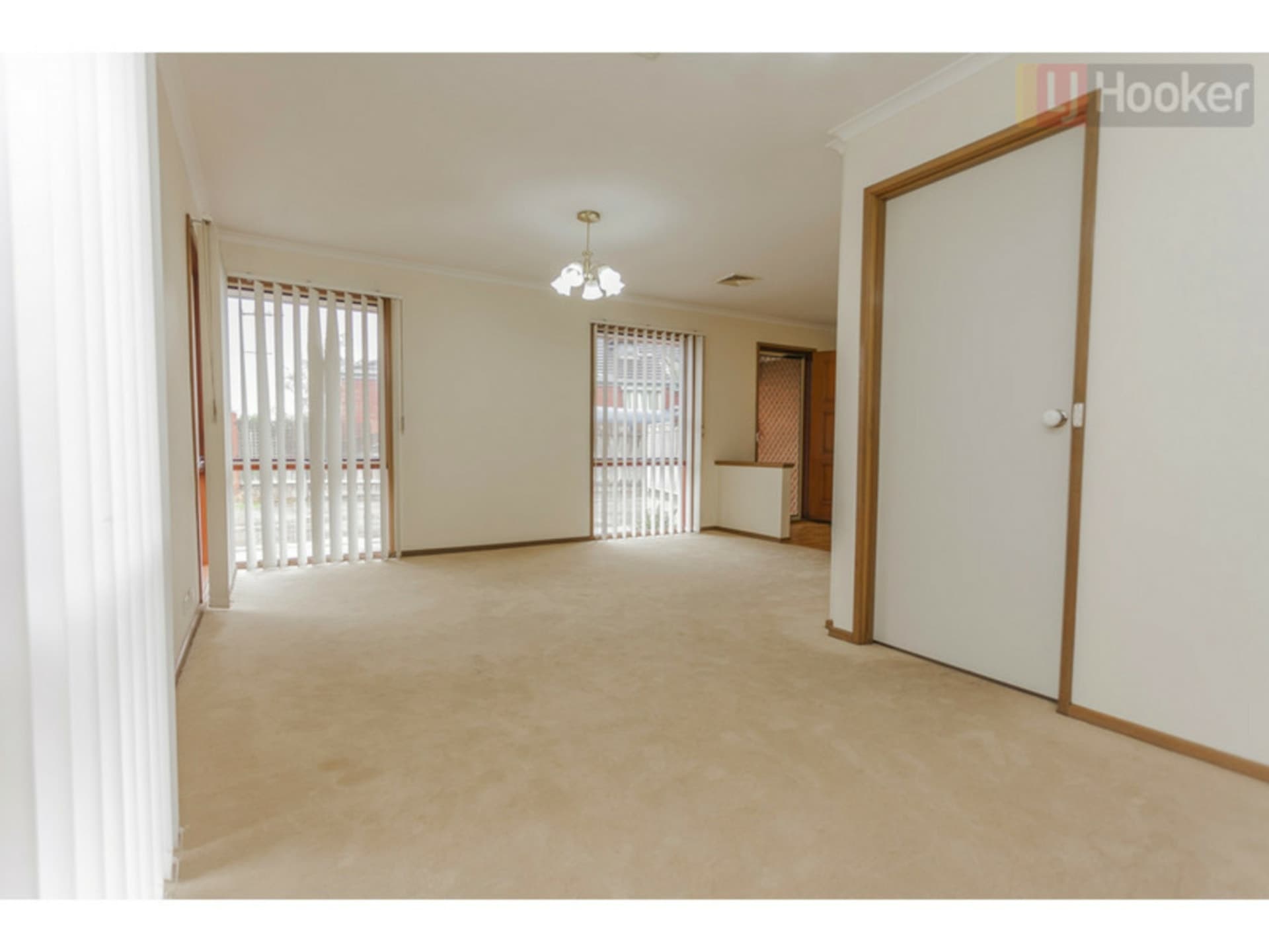 10 Crawley Court Craigieburn VIC, Craigieburn - Thumbnail 3
