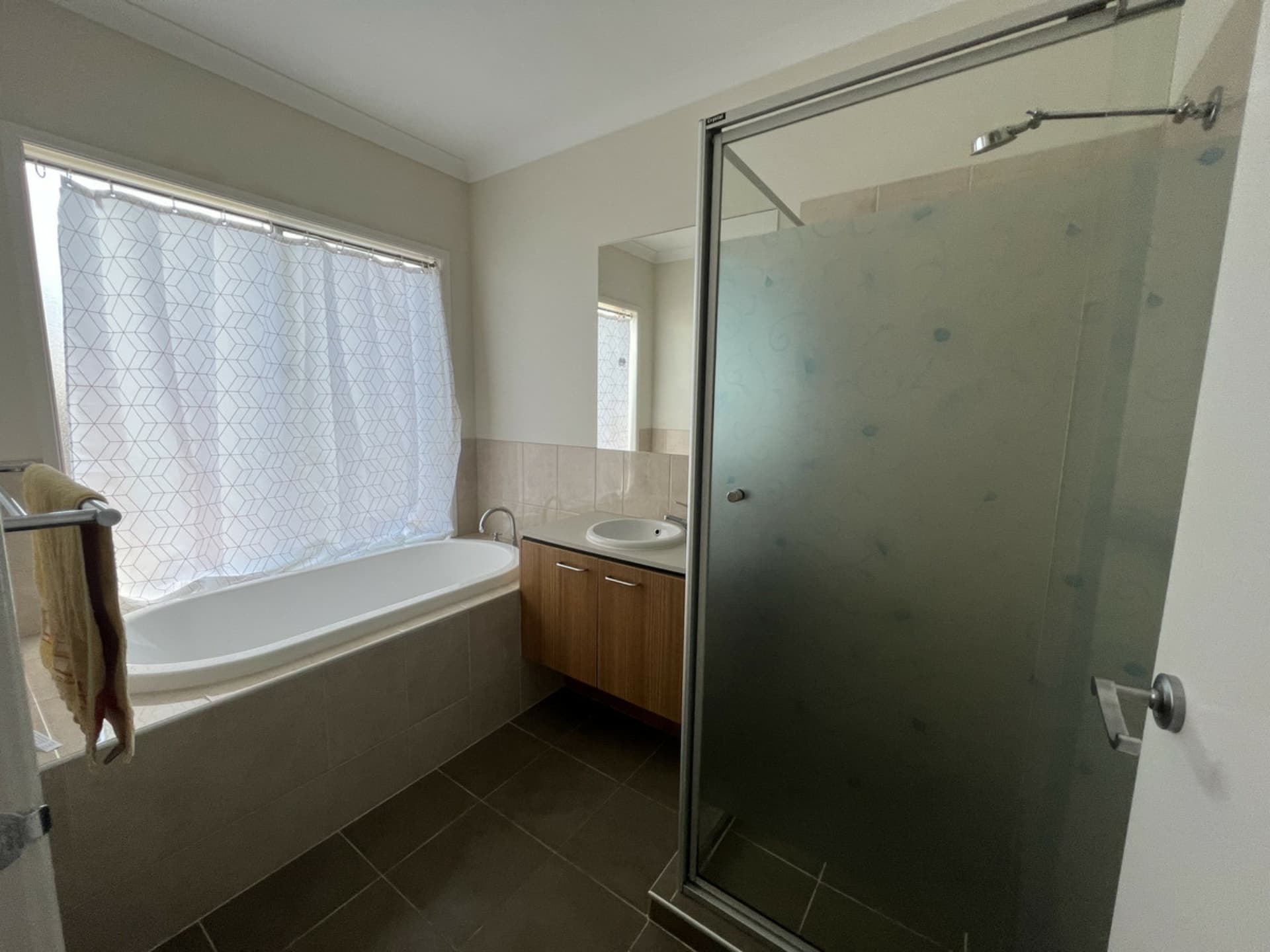 28 Oakgrove Drive Craigieburn VIC, Craigieburn - Thumbnail 5