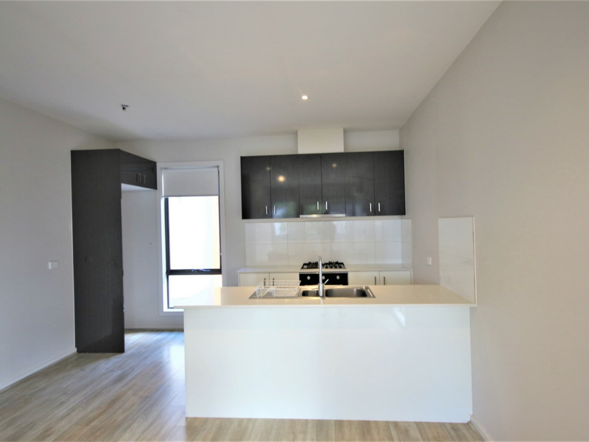 14/11 Troward Harvey Way Craigieburn VIC, Craigieburn - Thumbnail 3