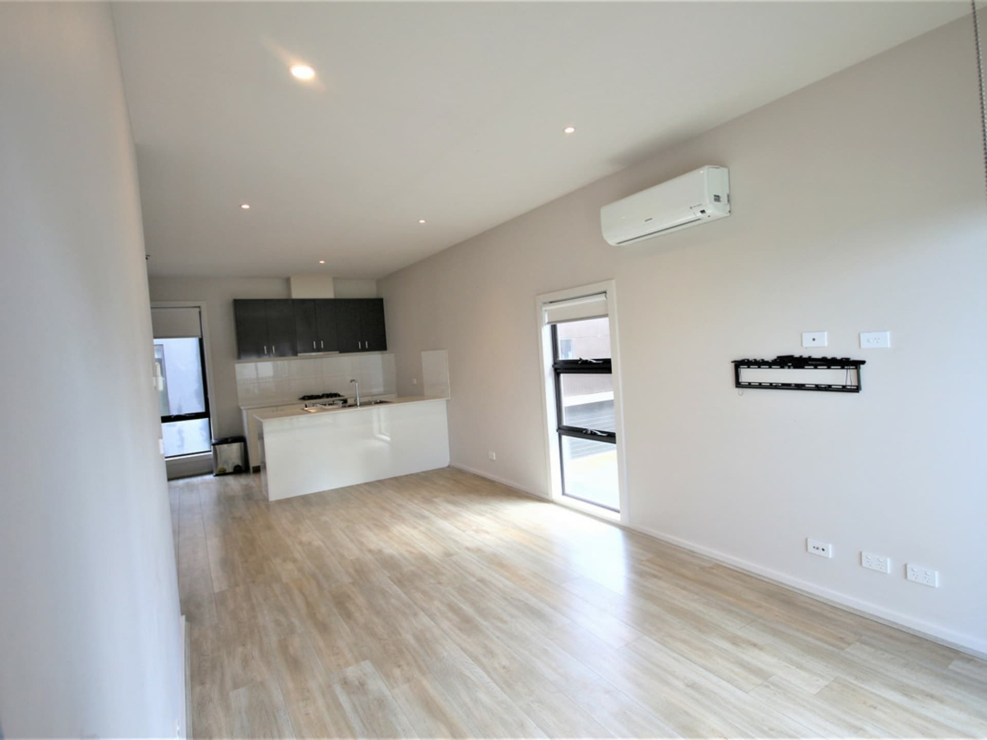 14/11 Troward Harvey Way Craigieburn VIC, Craigieburn - Thumbnail 5
