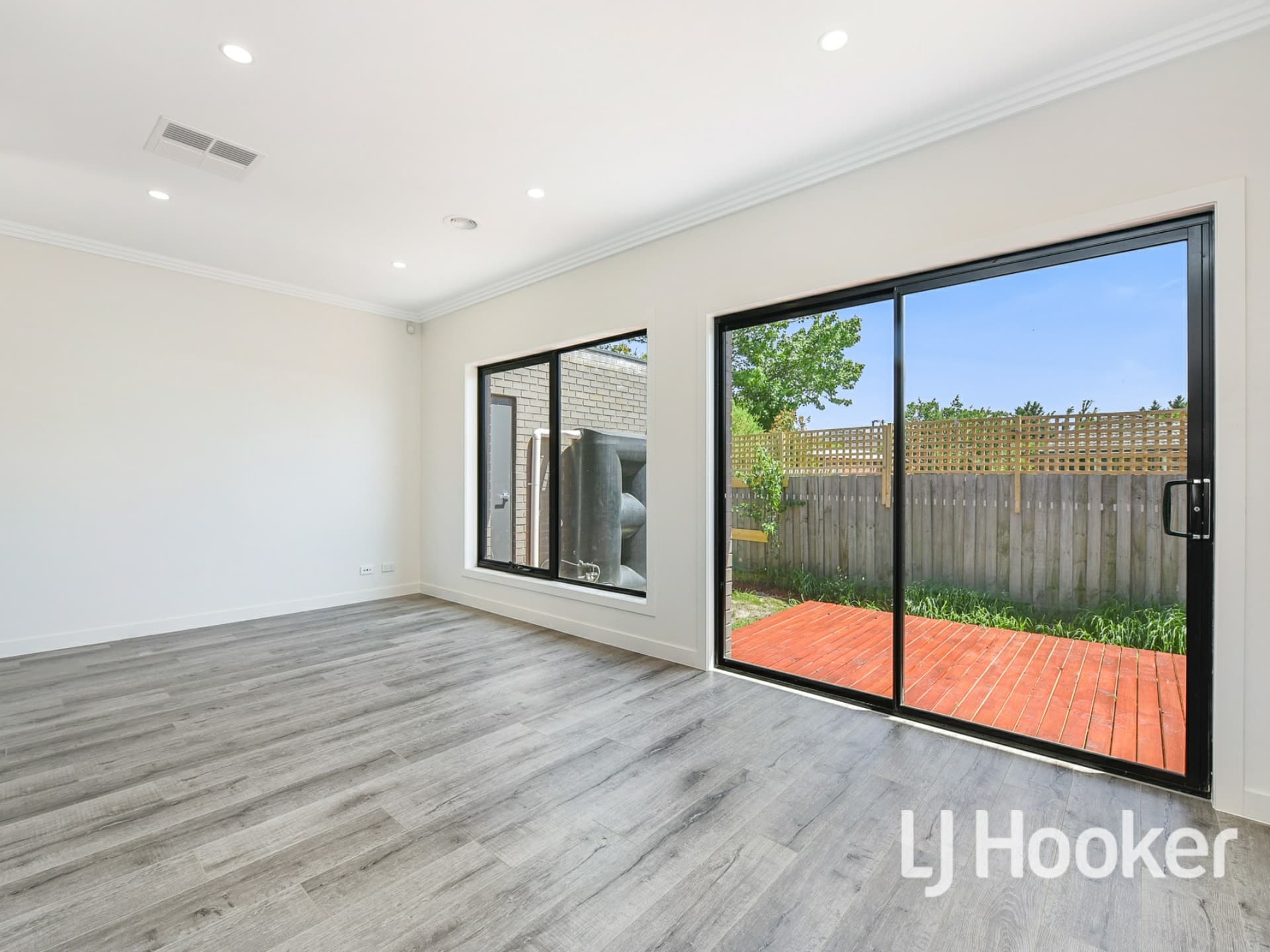 3/15 Ainsleigh Court Cranbourne VIC, Cranbourne - Thumbnail 4