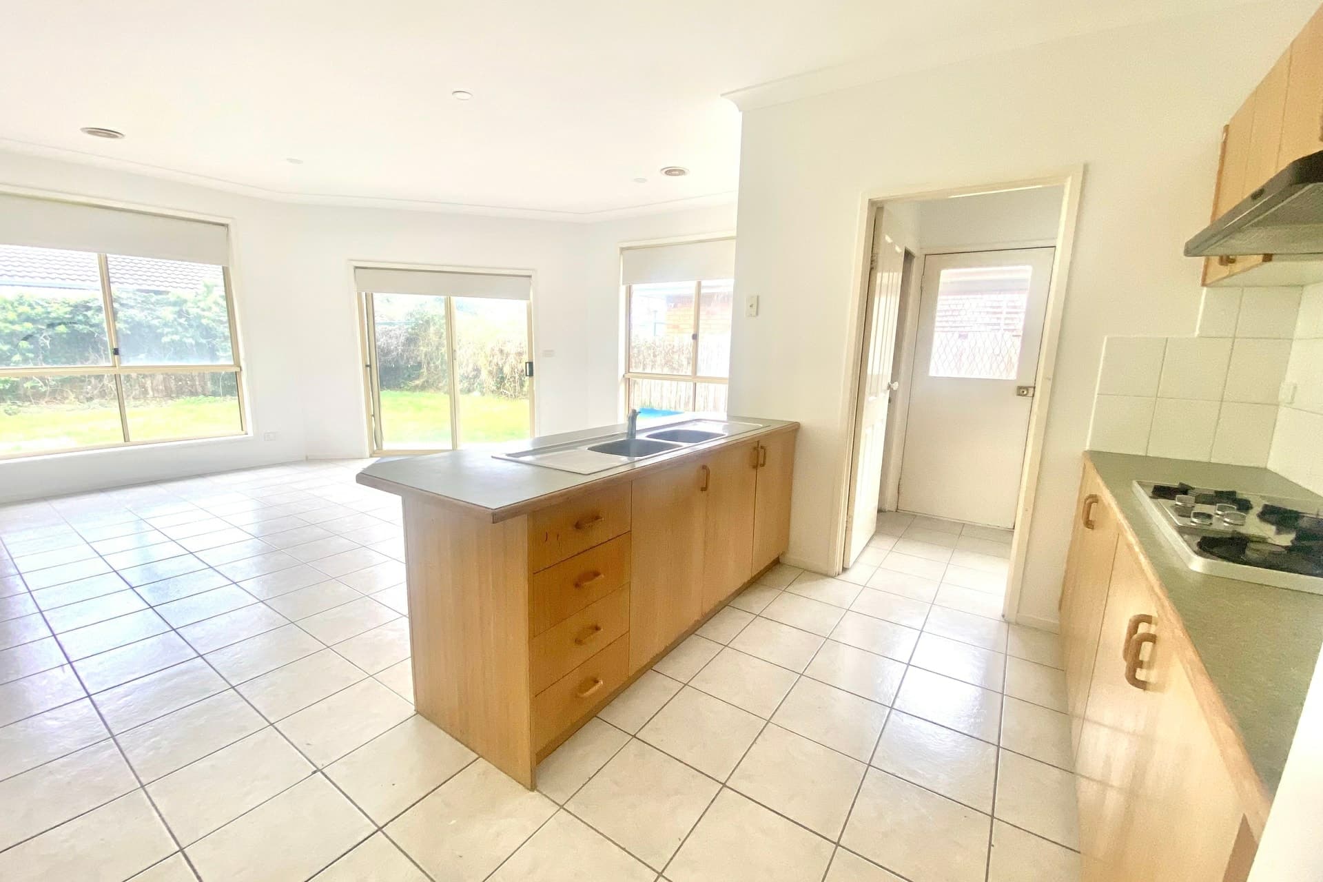 45 Kellett Street Cranbourne VIC, Cranbourne North - Thumbnail 4