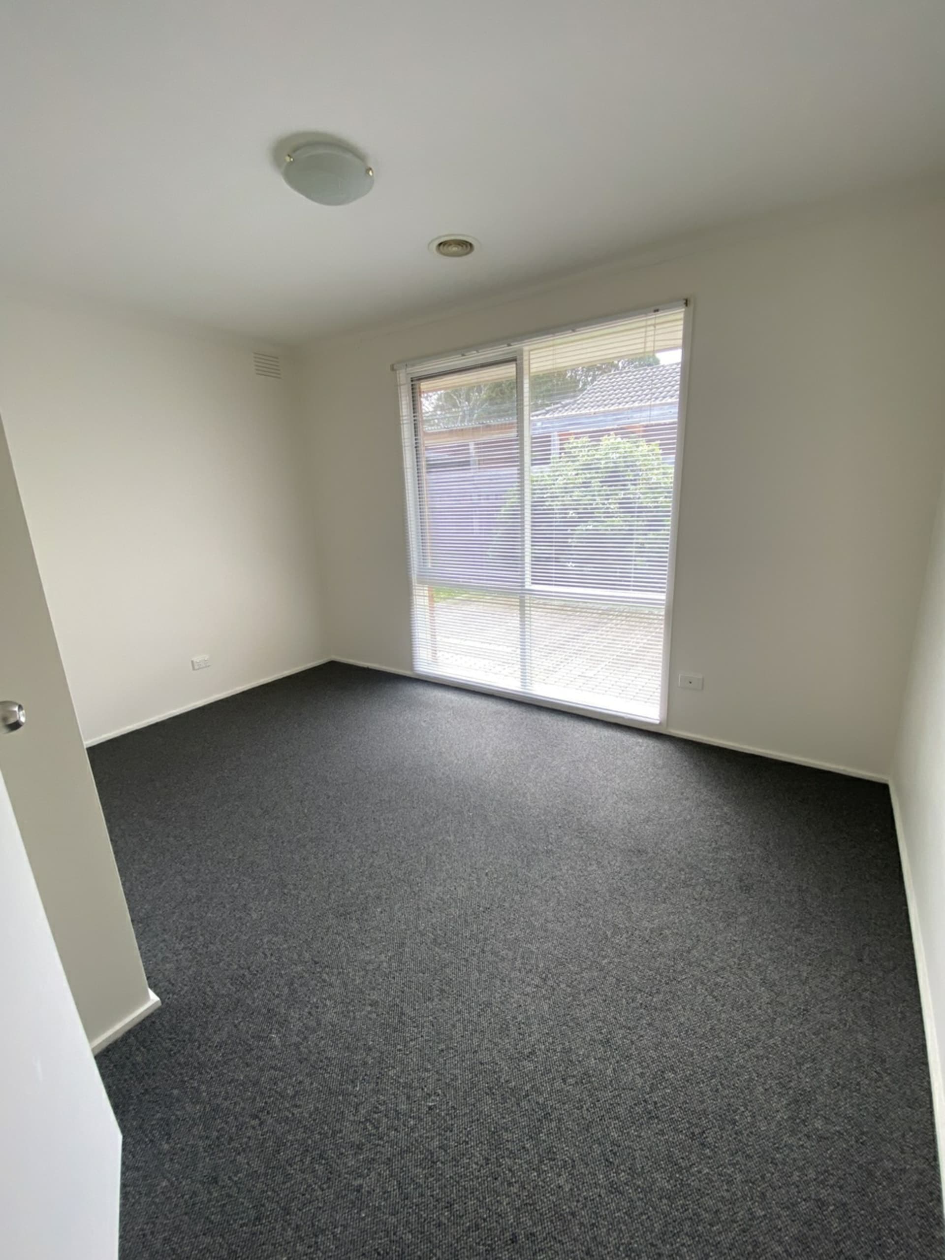 1/23 Clarendon Street Cranbourne VIC, Cranbourne - Thumbnail 5