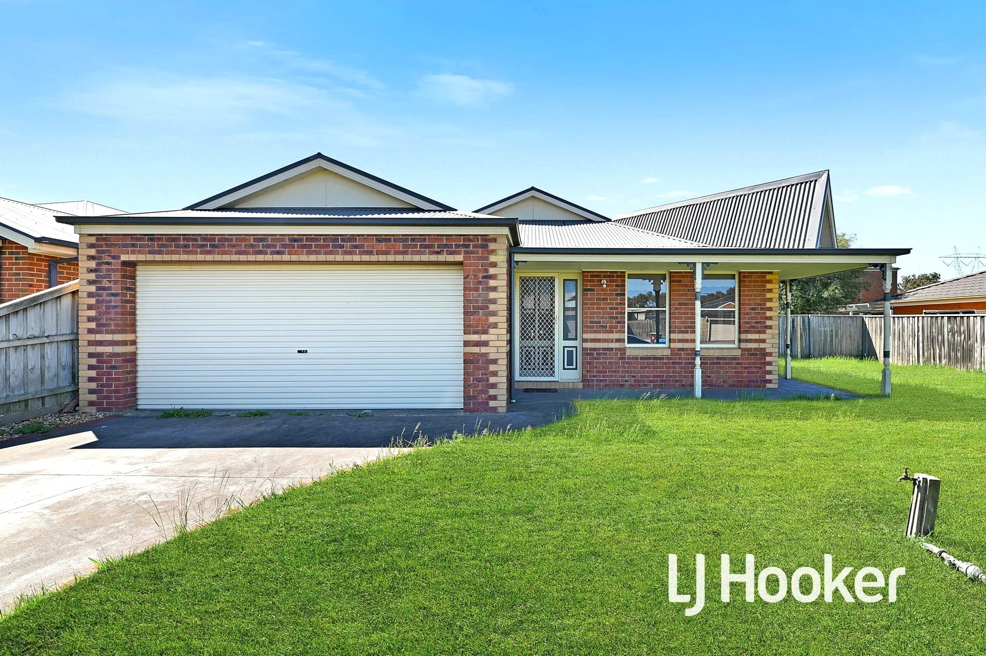 8 Glade Court Cranbourne VIC, Cranbourne - Image 1