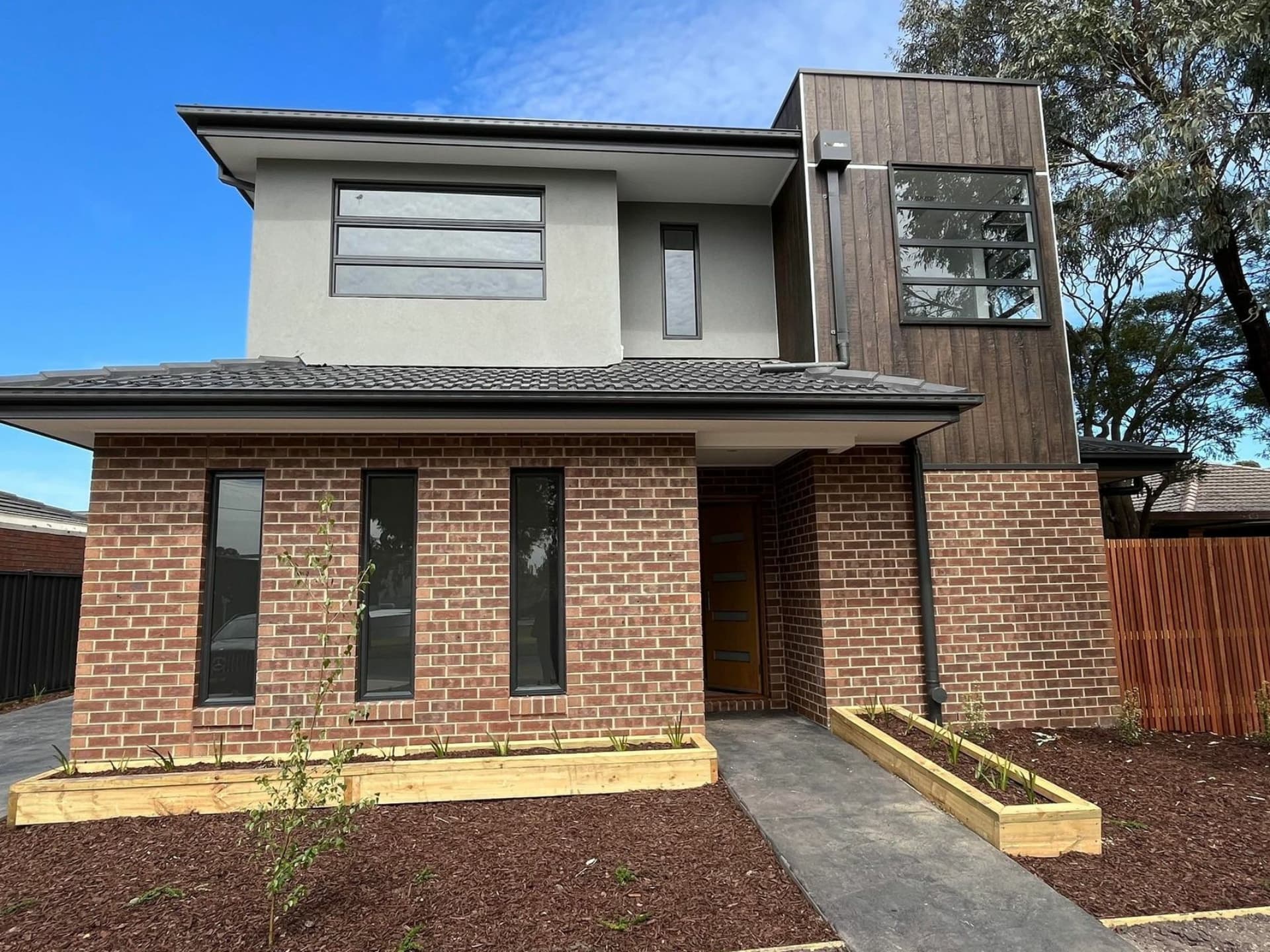 1/12 Brunt Street Cranbourne VIC, Cranbourne - Thumbnail 2