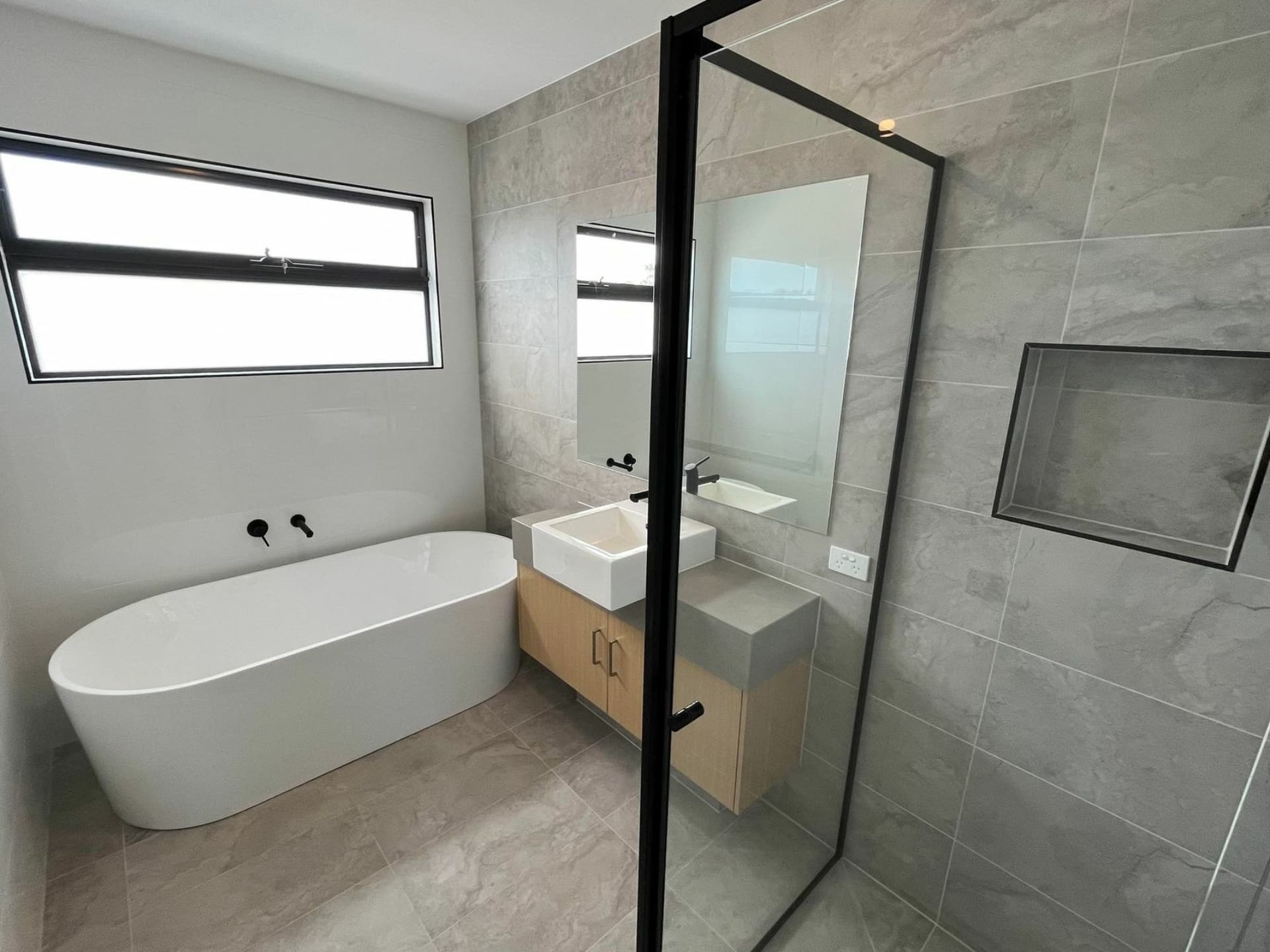 1/12 Brunt Street Cranbourne VIC, Cranbourne - Thumbnail 8