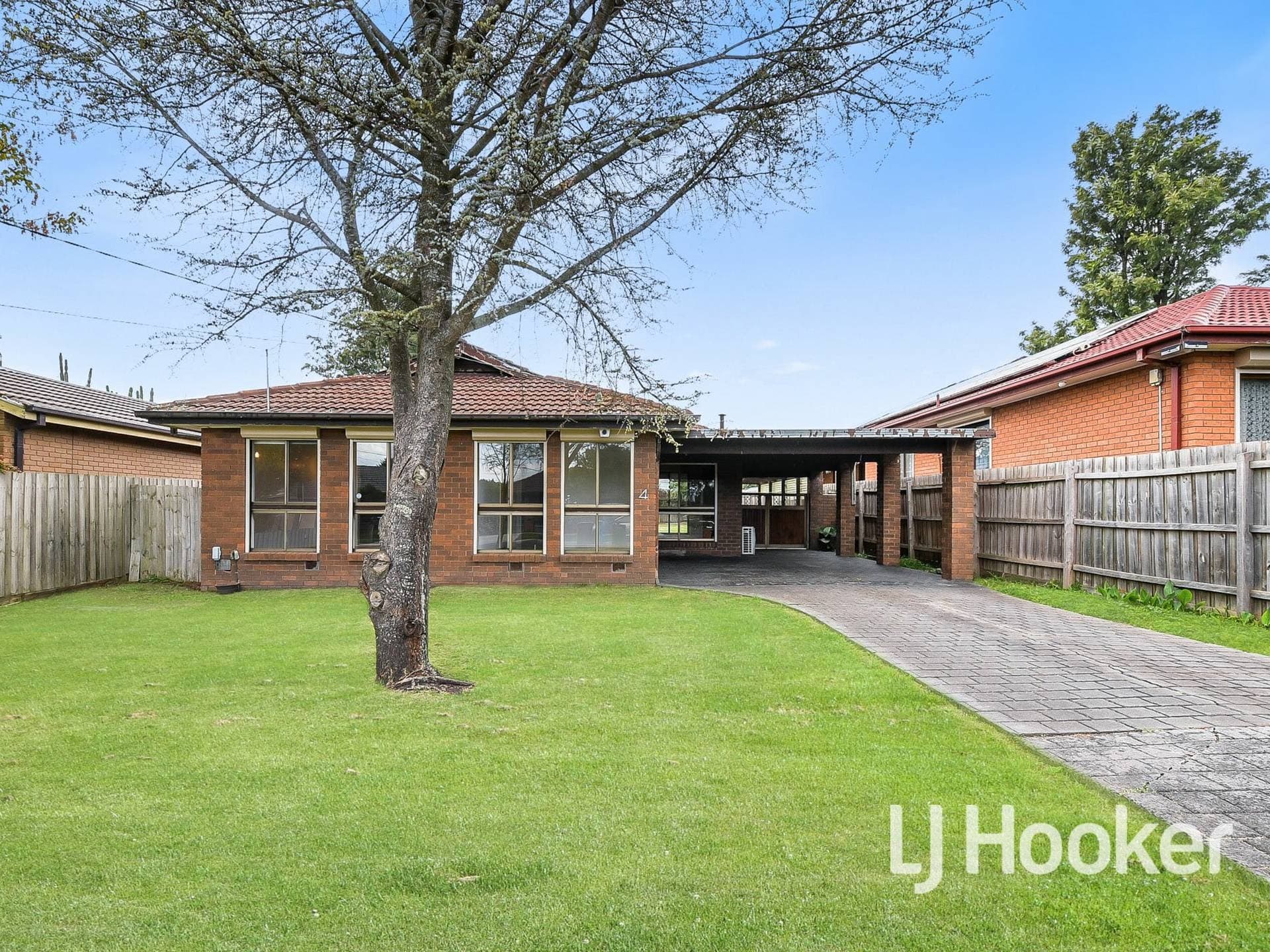 4 Rosalie Avenue Cranbourne VIC, Cranbourne - Image 1