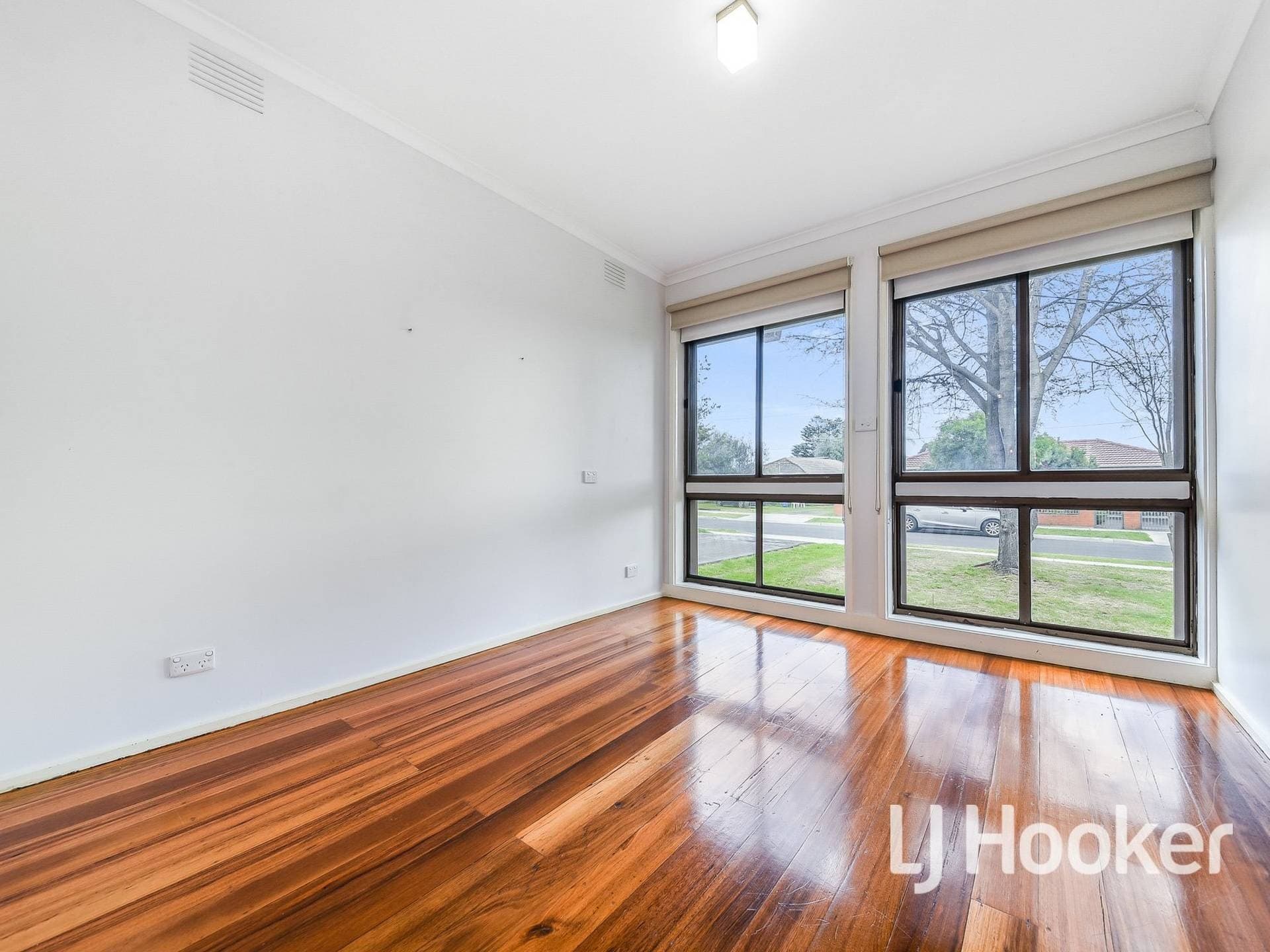 4 Rosalie Avenue Cranbourne VIC, Cranbourne - Thumbnail 4