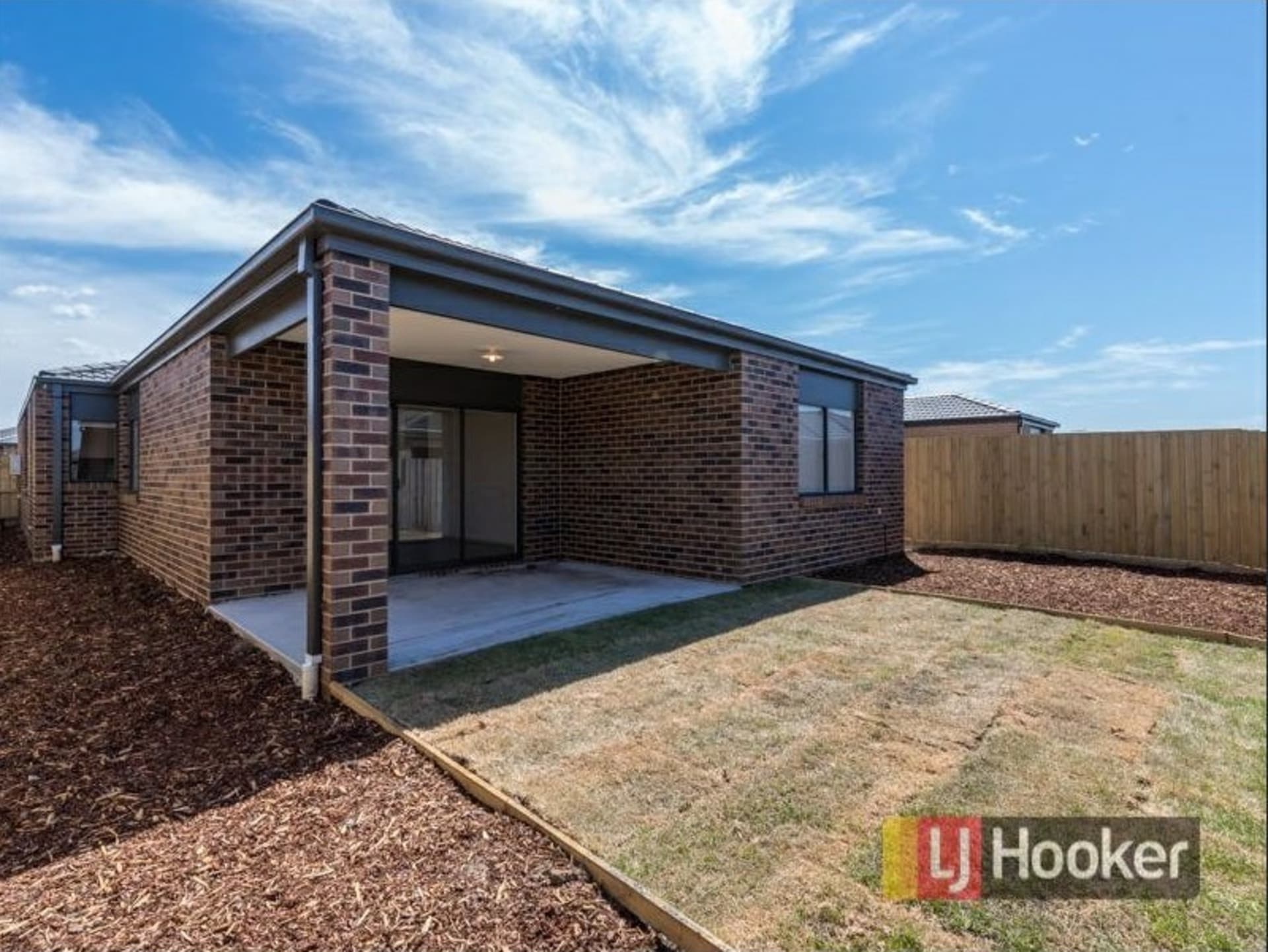 18 Chevrolet Road Cranbourne East VIC, Cranbourne East - Image 1