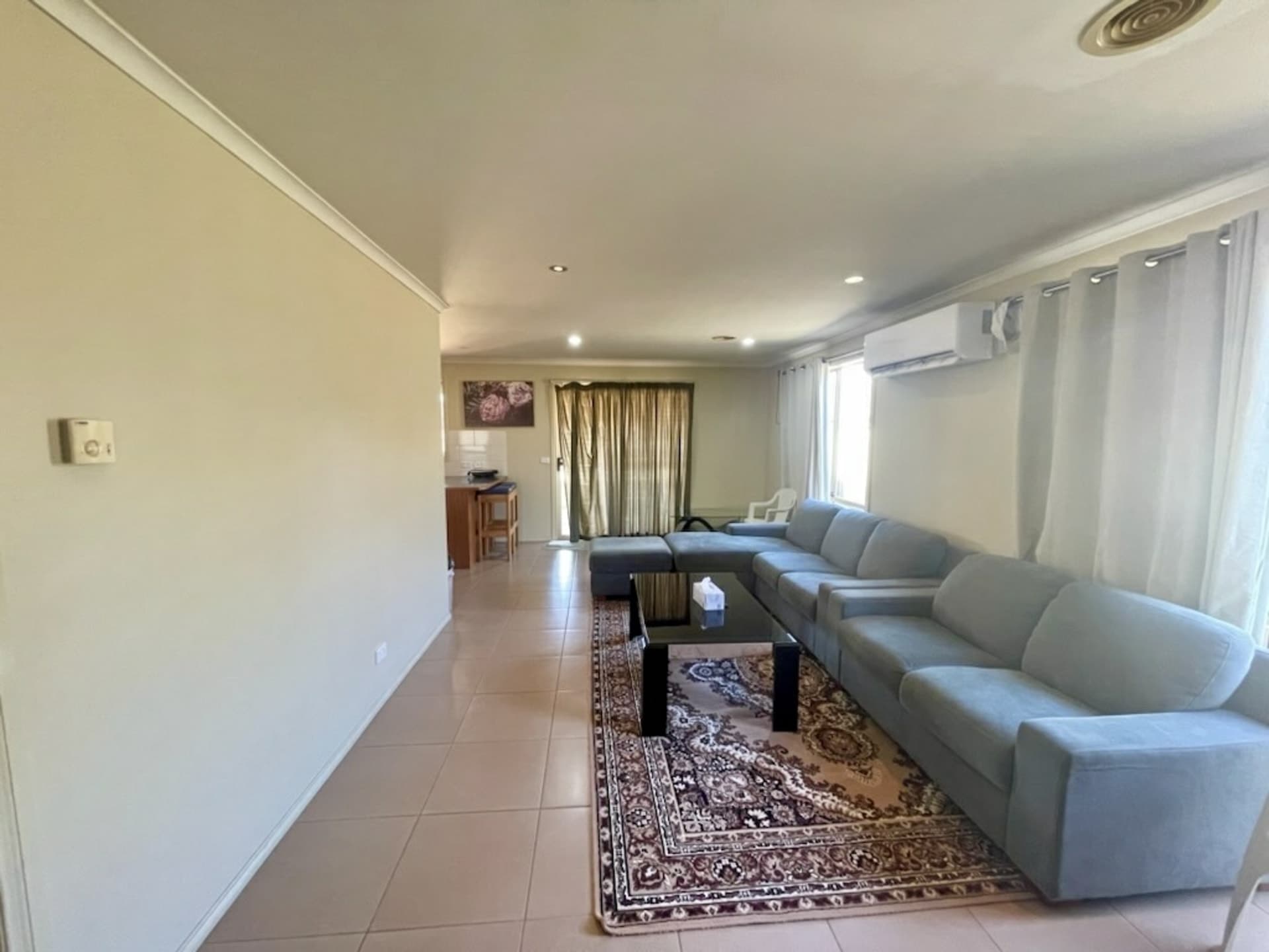 23 Mossman Drive Cranbourne East VIC, Cranbourne East - Thumbnail 4
