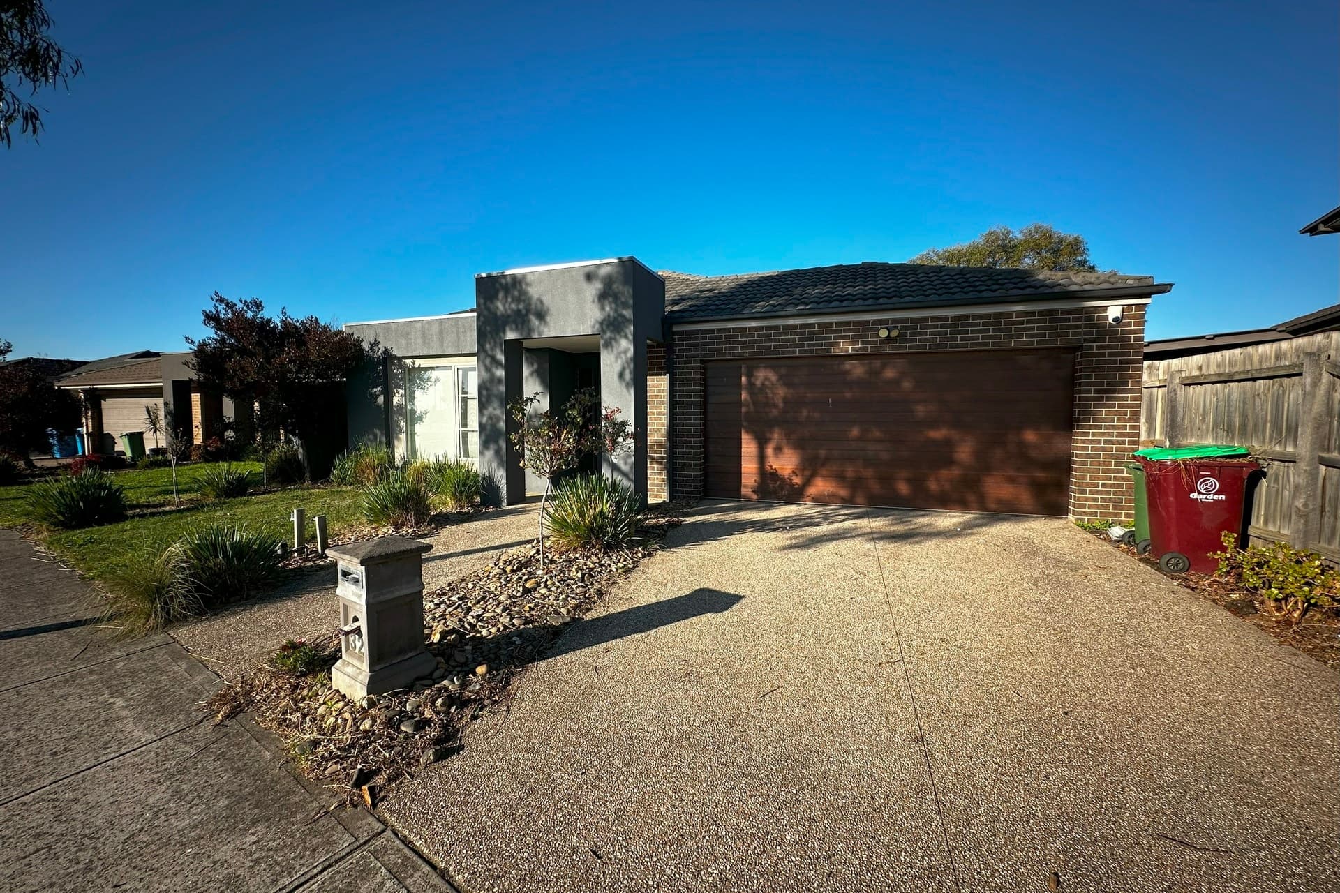 32 Heather Grove Cranbourne East VIC, Cranbourne East - Thumbnail 2