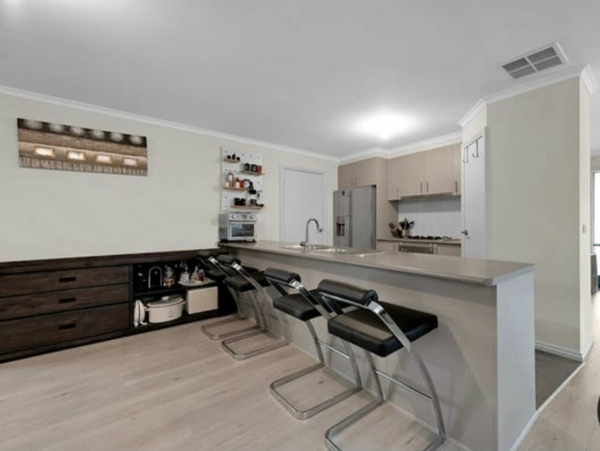 14 Thunderbolt Drive Cranbourne East VIC, Cranbourne East - Thumbnail 4