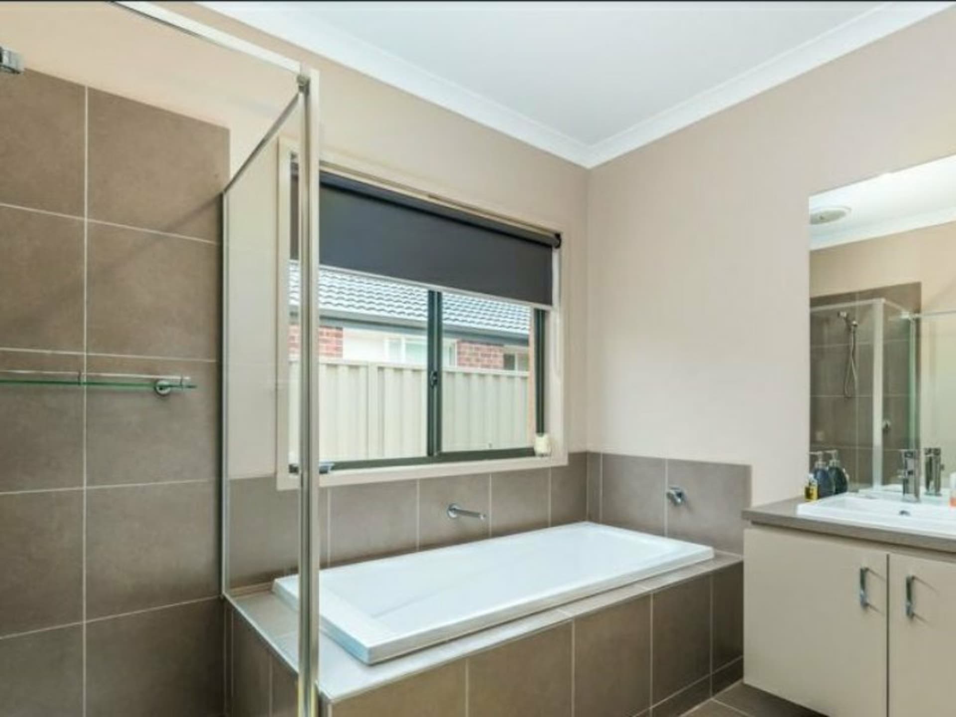 18 Cortula Road Cranbourne East VIC, Cranbourne East - Thumbnail 8