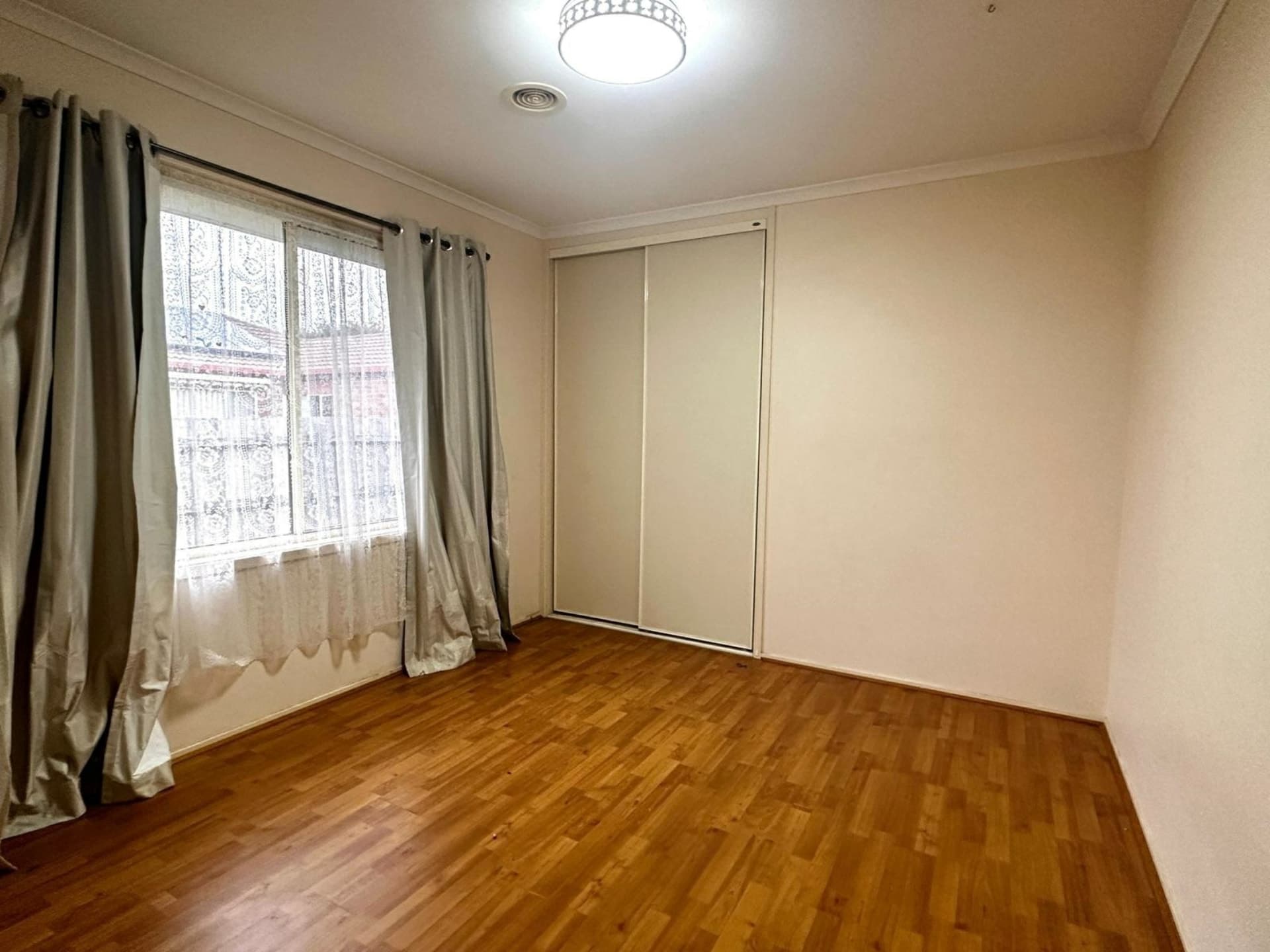 12 Butterwick Terrace Cranbourne East VIC, Cranbourne East - Thumbnail 3