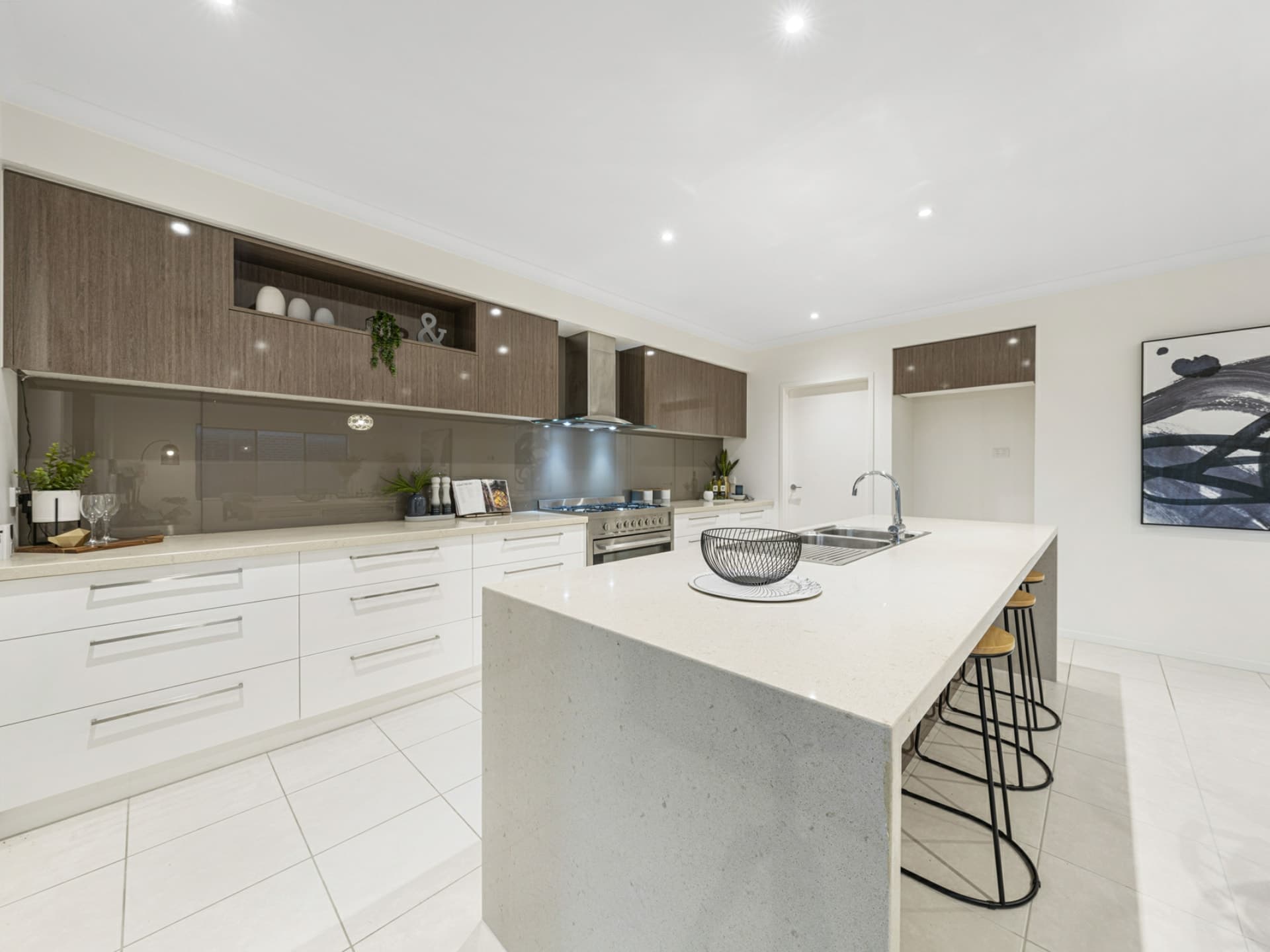 62 Tankard Drive Cranbourne East VIC, Cranbourne East - Thumbnail 3