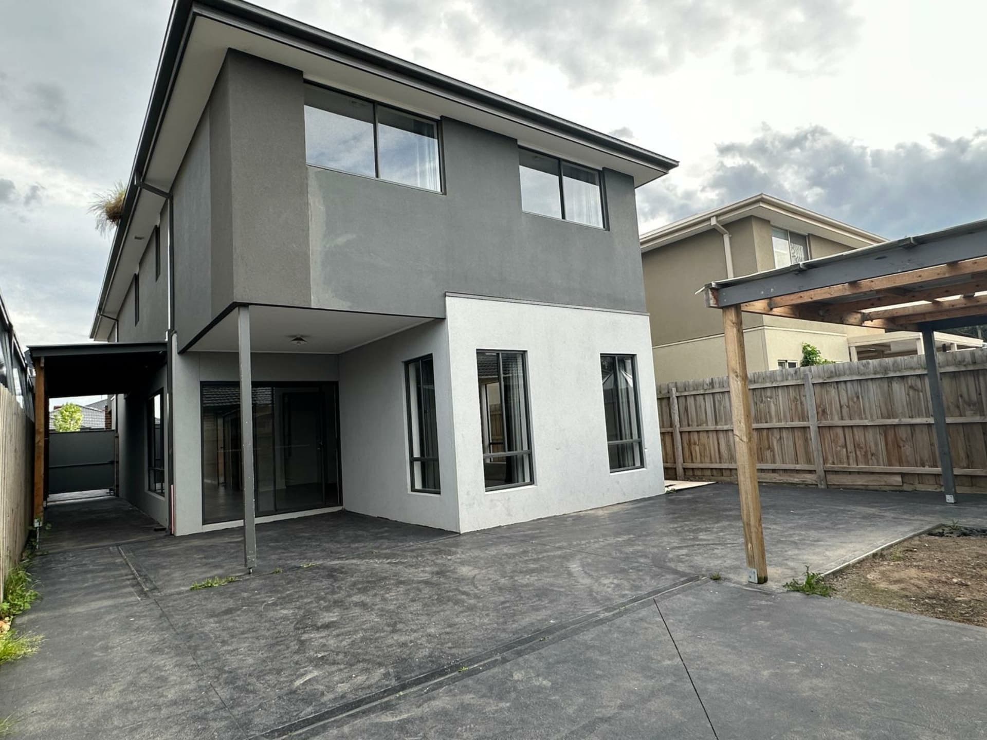 4 Aayana Street Cranbourne East VIC, Cranbourne East - Image 1