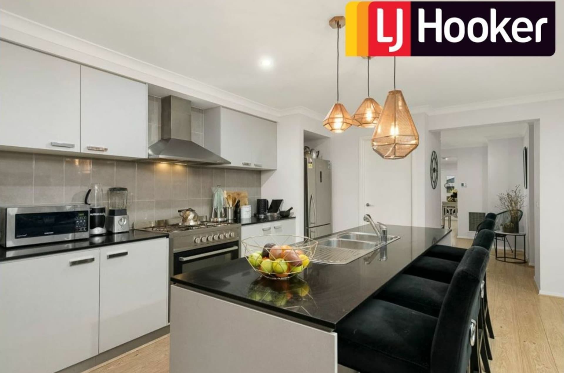 7 Minerva Avenue Cranbourne West VIC, Cranbourne West - Thumbnail 3
